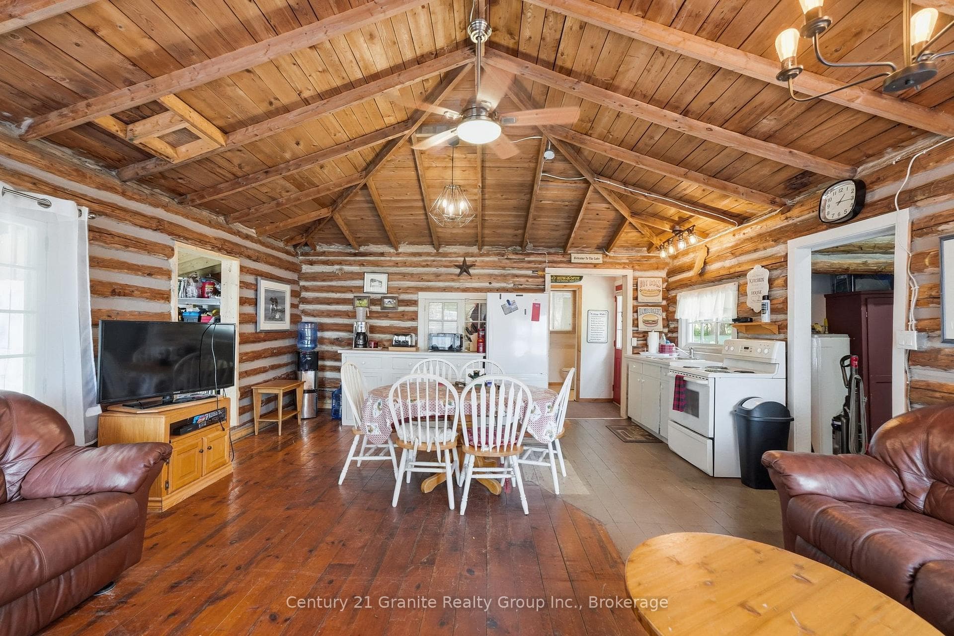 1163 REYNOLDS Road photo 7