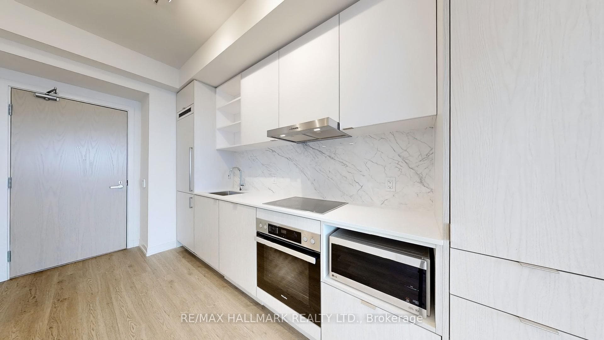 55 Cooper Street Unit 7607 photo 9