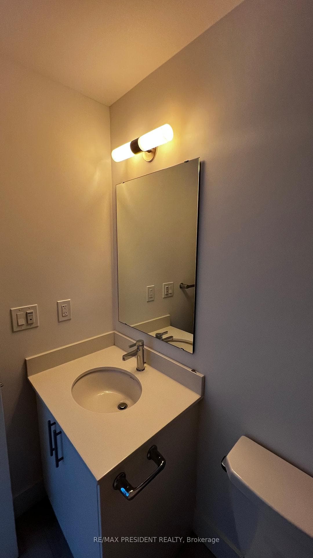 4 Kimberly Lane Unit 206 photo 21