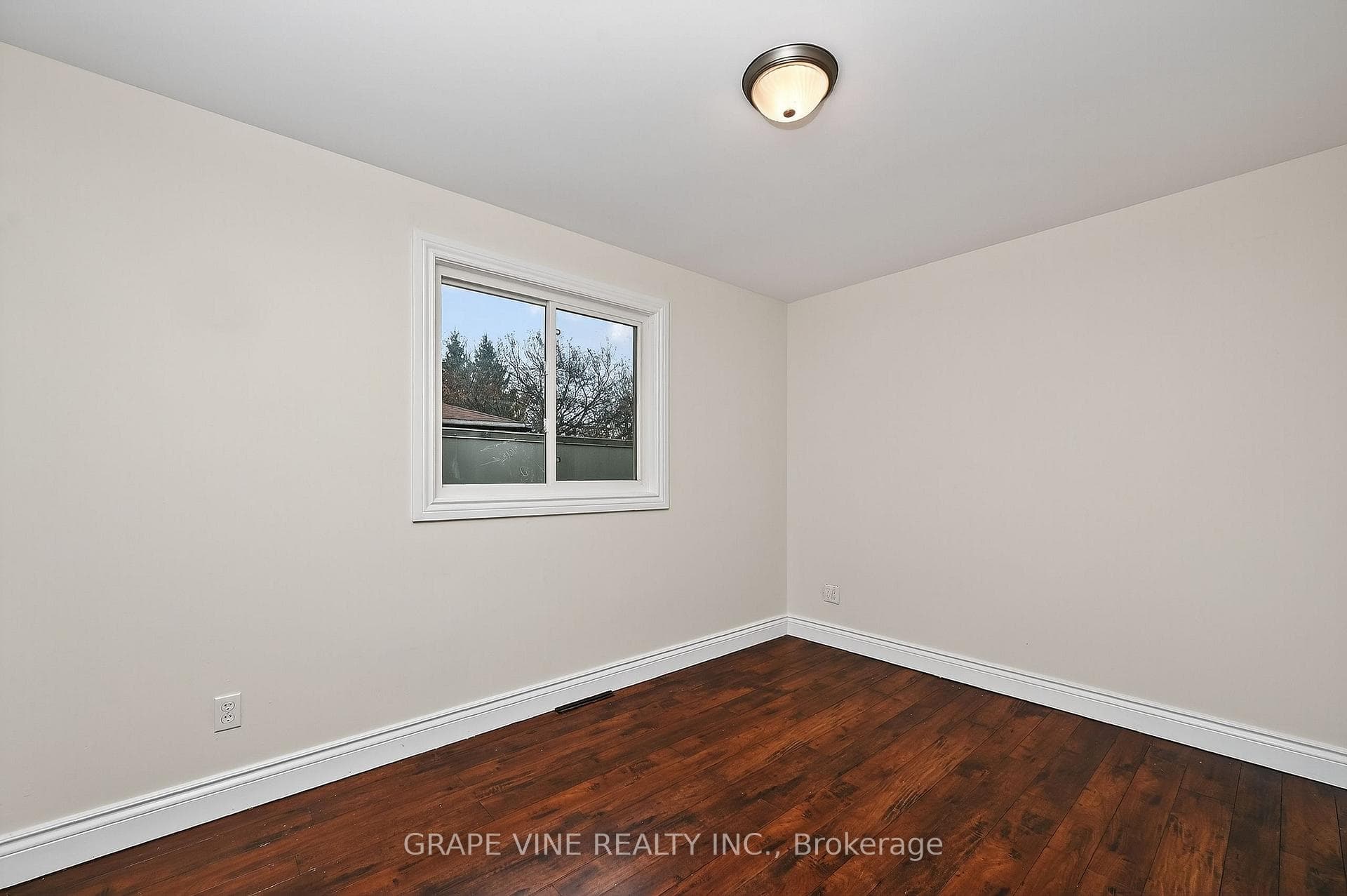 179 Victoria Street photo 21