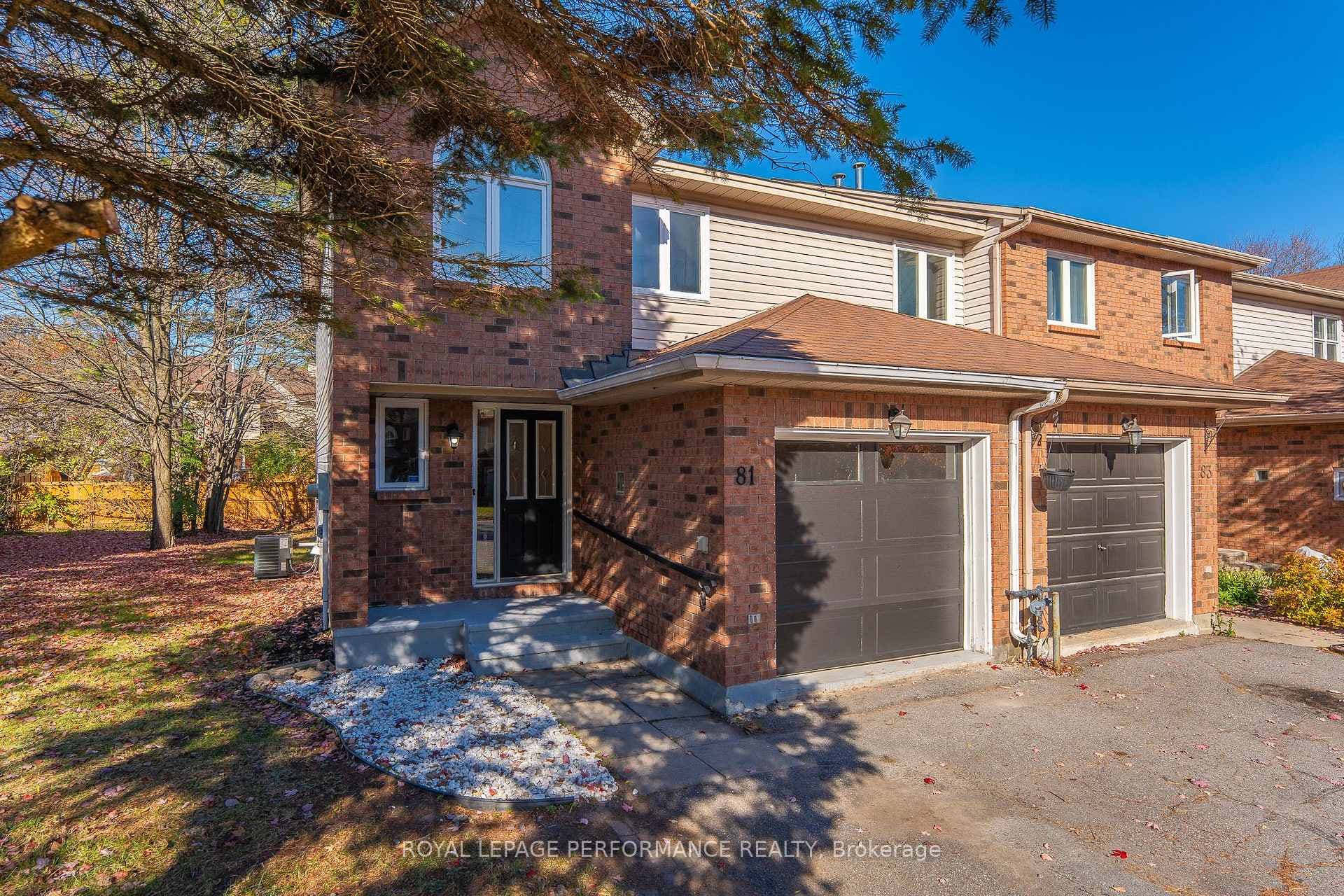 81 Furlong Crescent photo 3