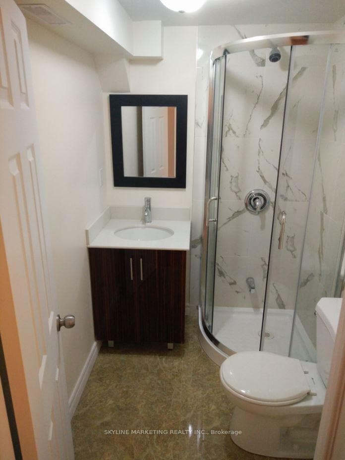 113 Mintwood Drive Unit Lower photo 4