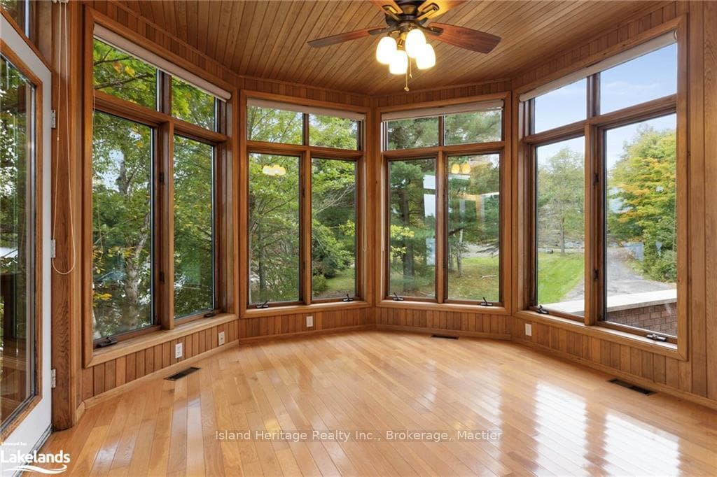 24 HARDWOOD Lane photo 33