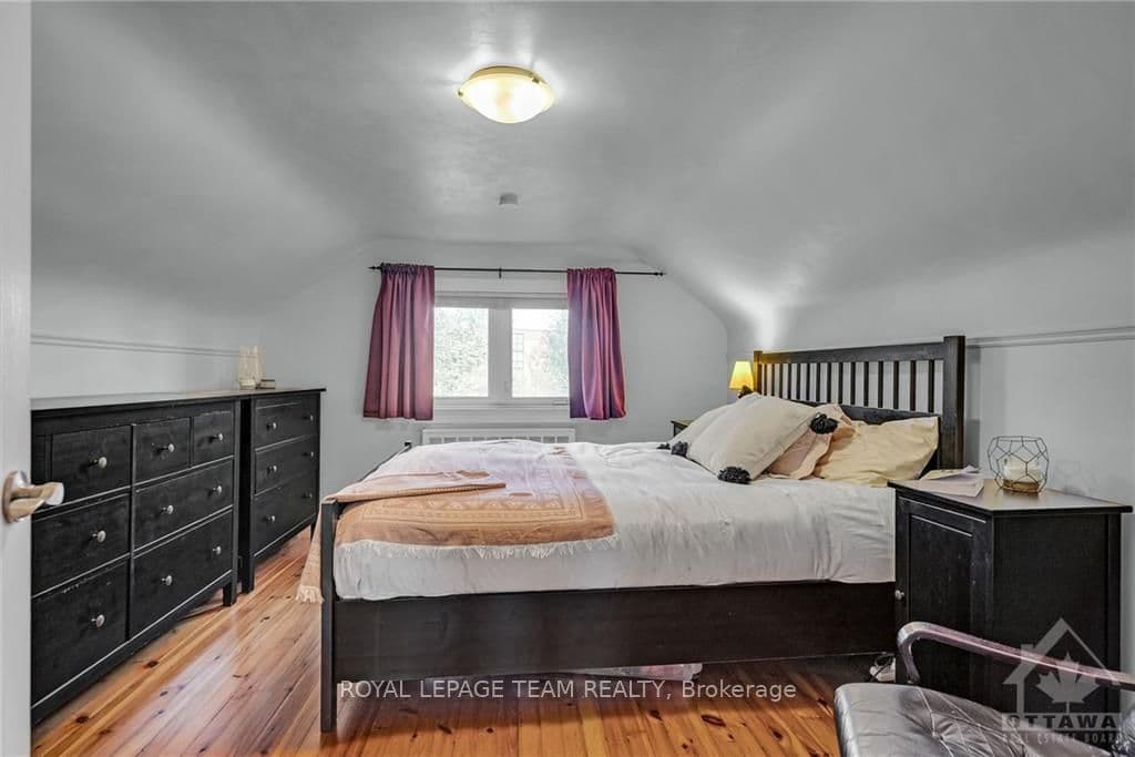 529 ROWANWOOD Avenue photo 20
