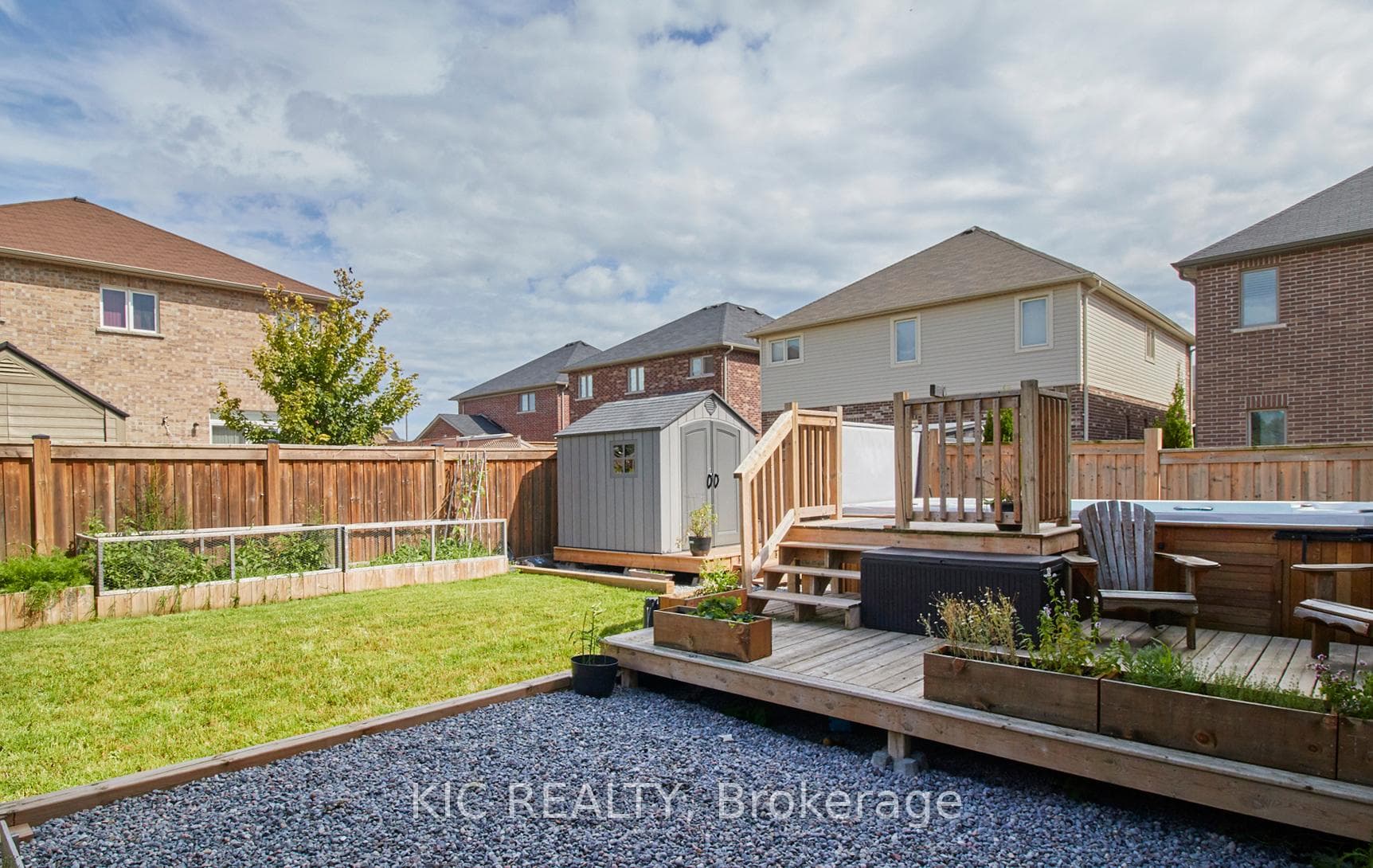 11 STAINTON Street photo 32