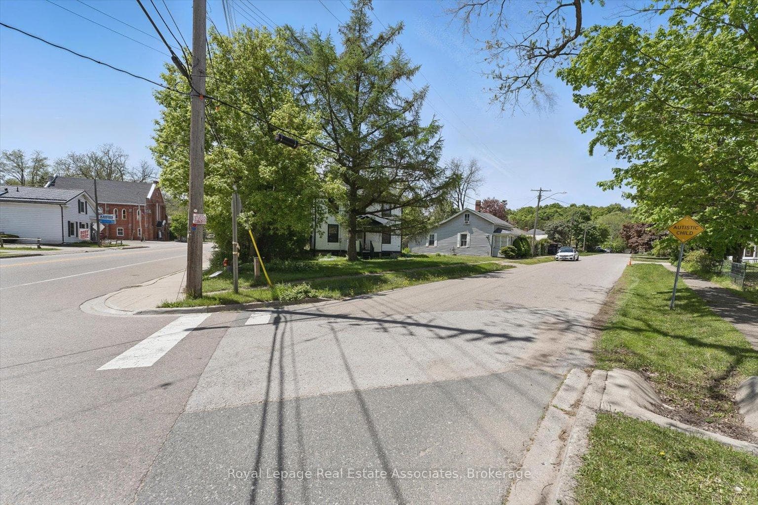 401 Draper Street photo 29