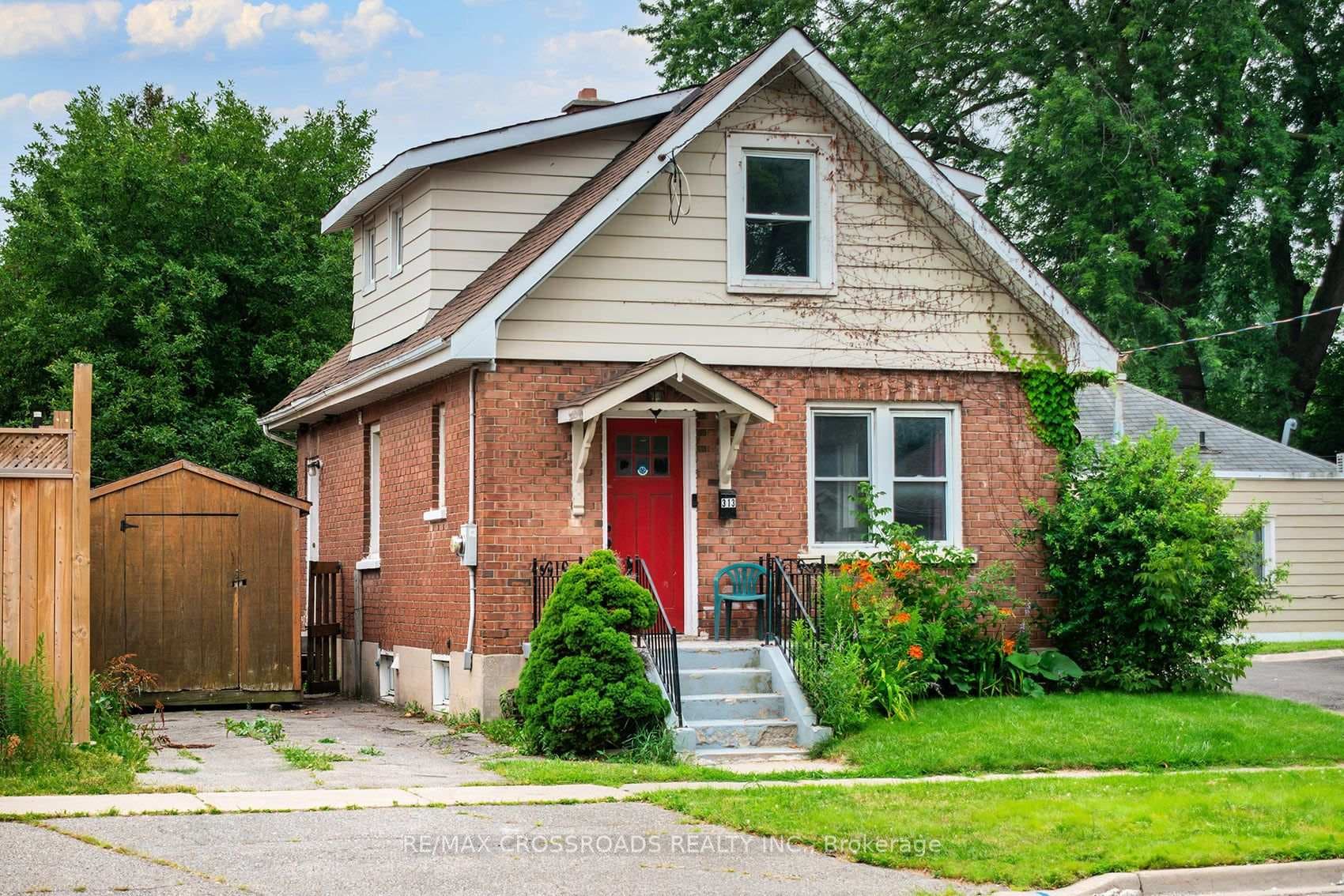 313 Olive Avenue photo 1