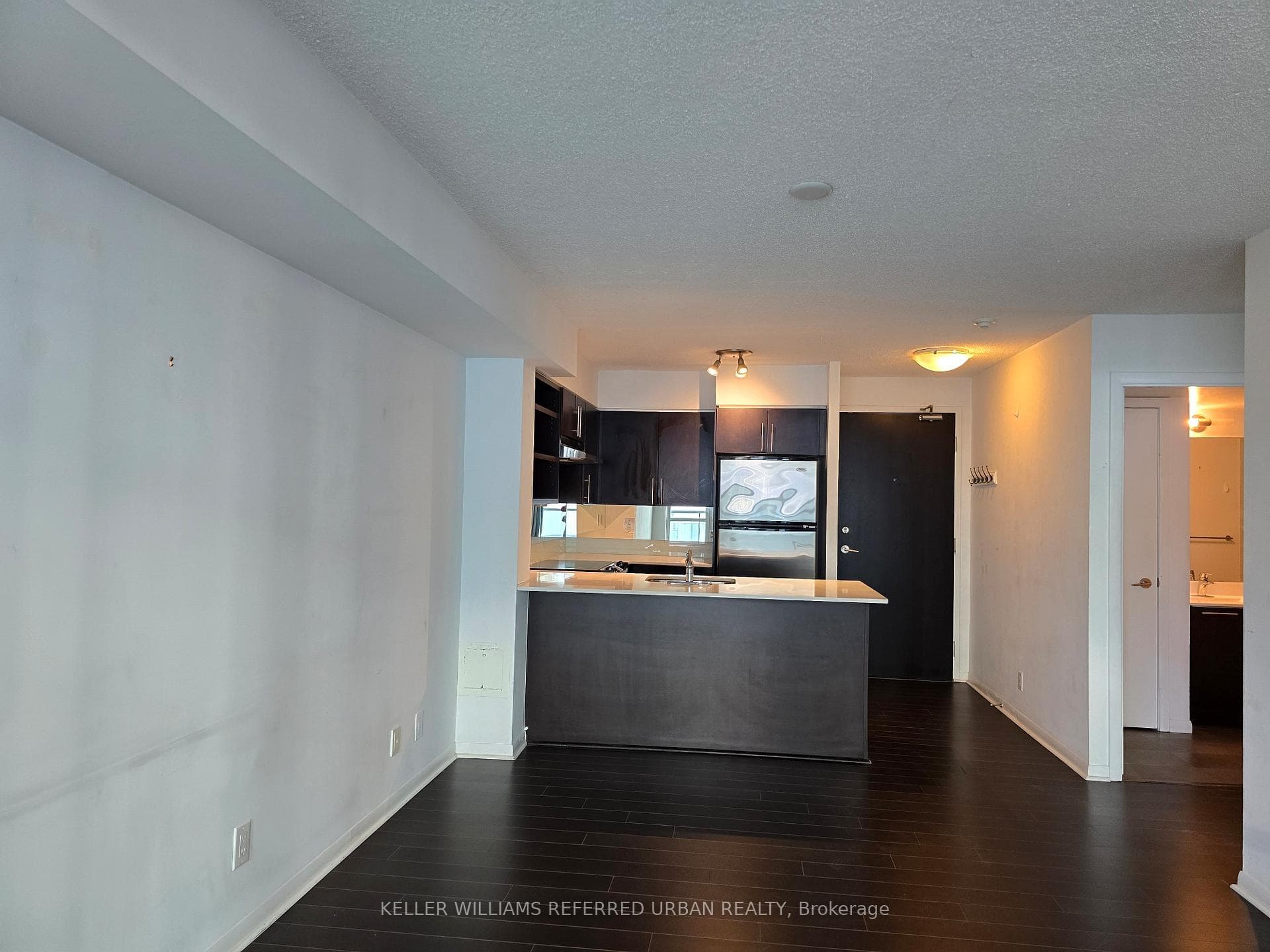 96 St Patrick Street Unit 1605 photo 5