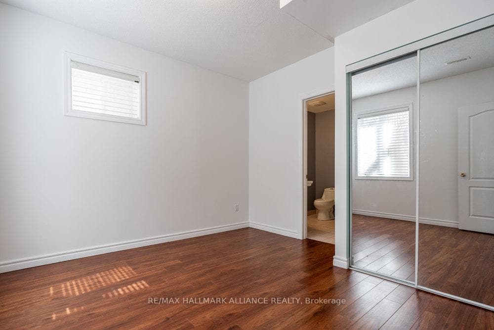 1182 Lindenrock Drive photo 33