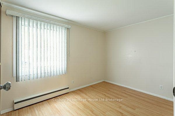 892 Sunset Boulevard photo 12