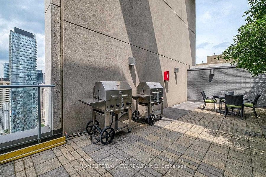 770 Bay Street Unit 2402 photo 22