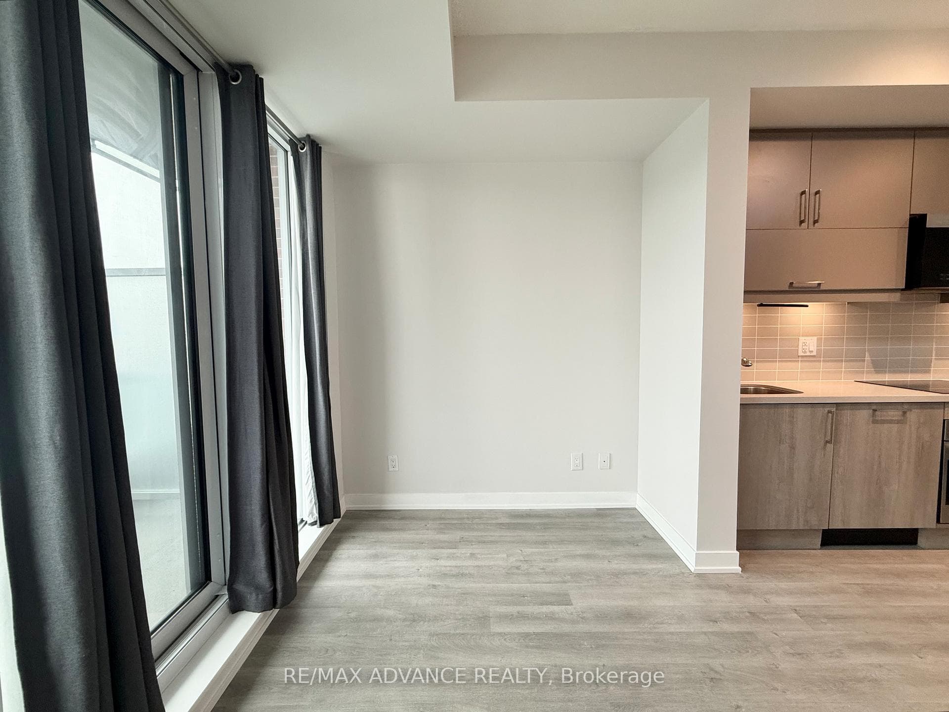 8119 Birchmount Road Unit 1225 photo 14