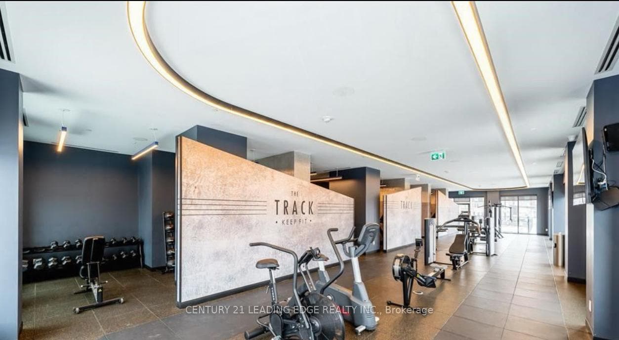 2550 Simcoe Street Unit 716 photo 25