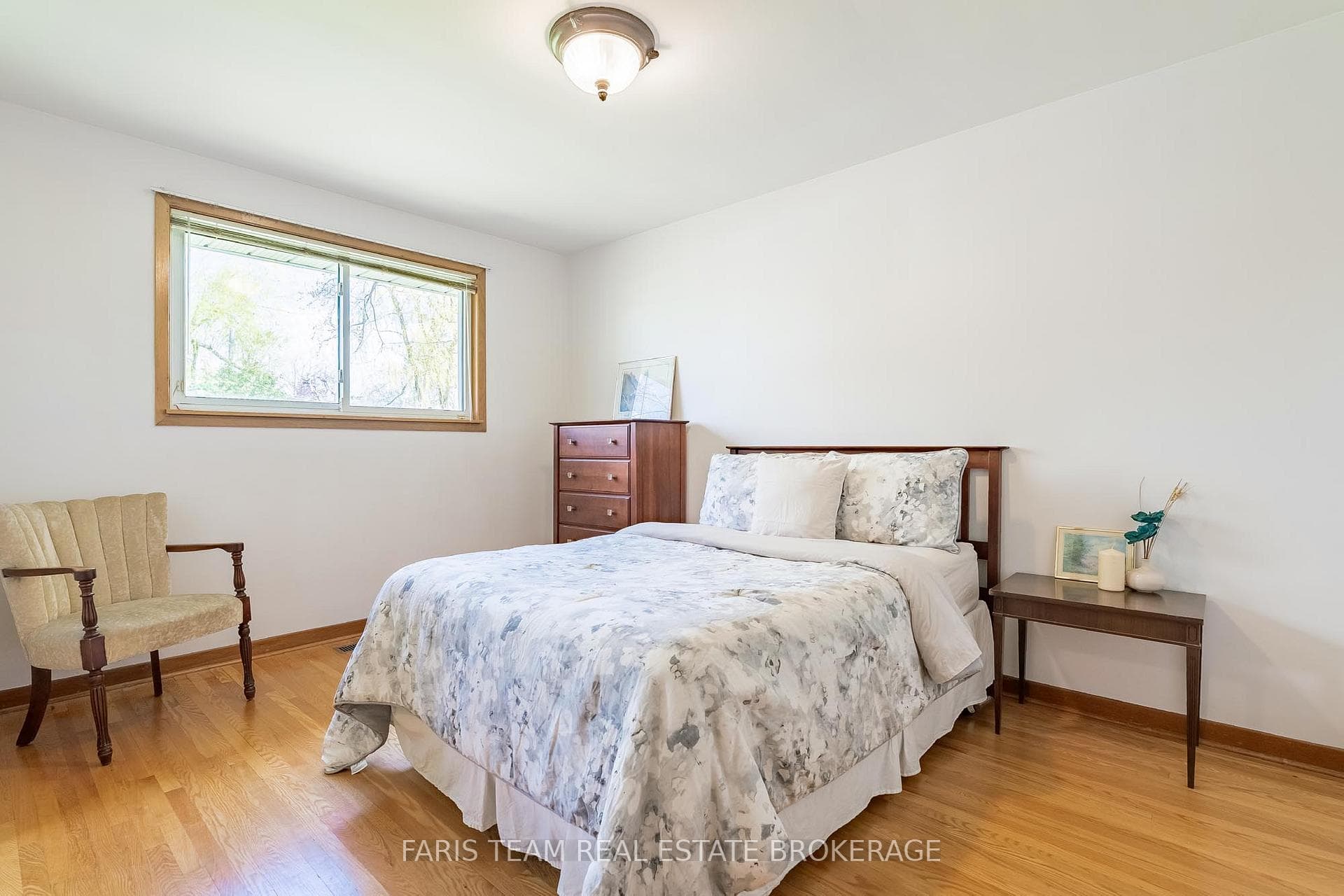 212 Grove Street photo 13