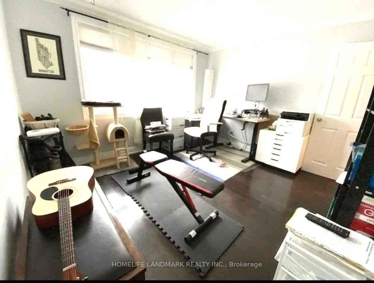 57 Glenside Avenue Unit Main photo 6
