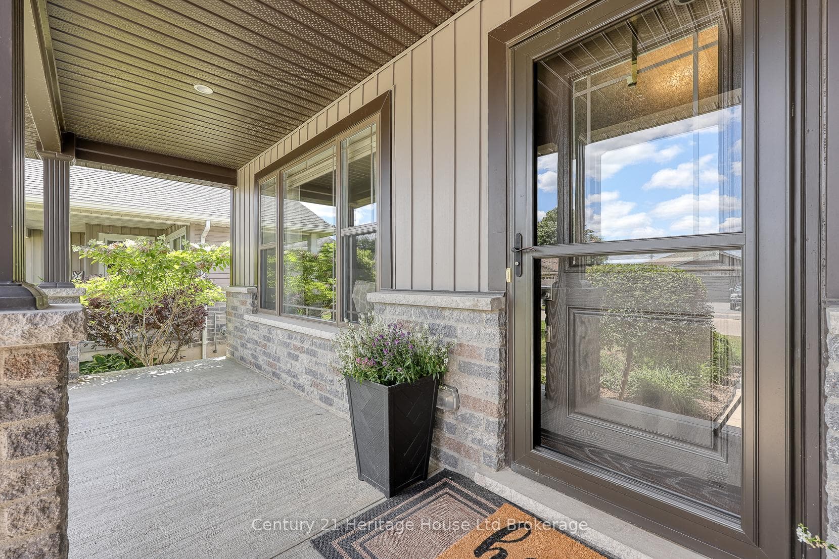 89 Walker Road photo 4
