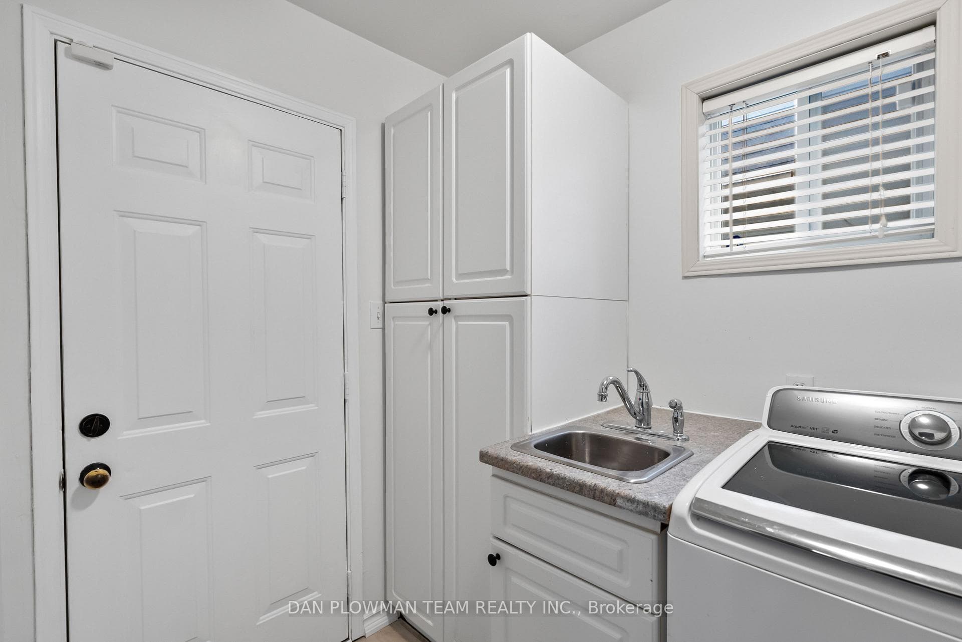 63 Scadding Avenue photo 20