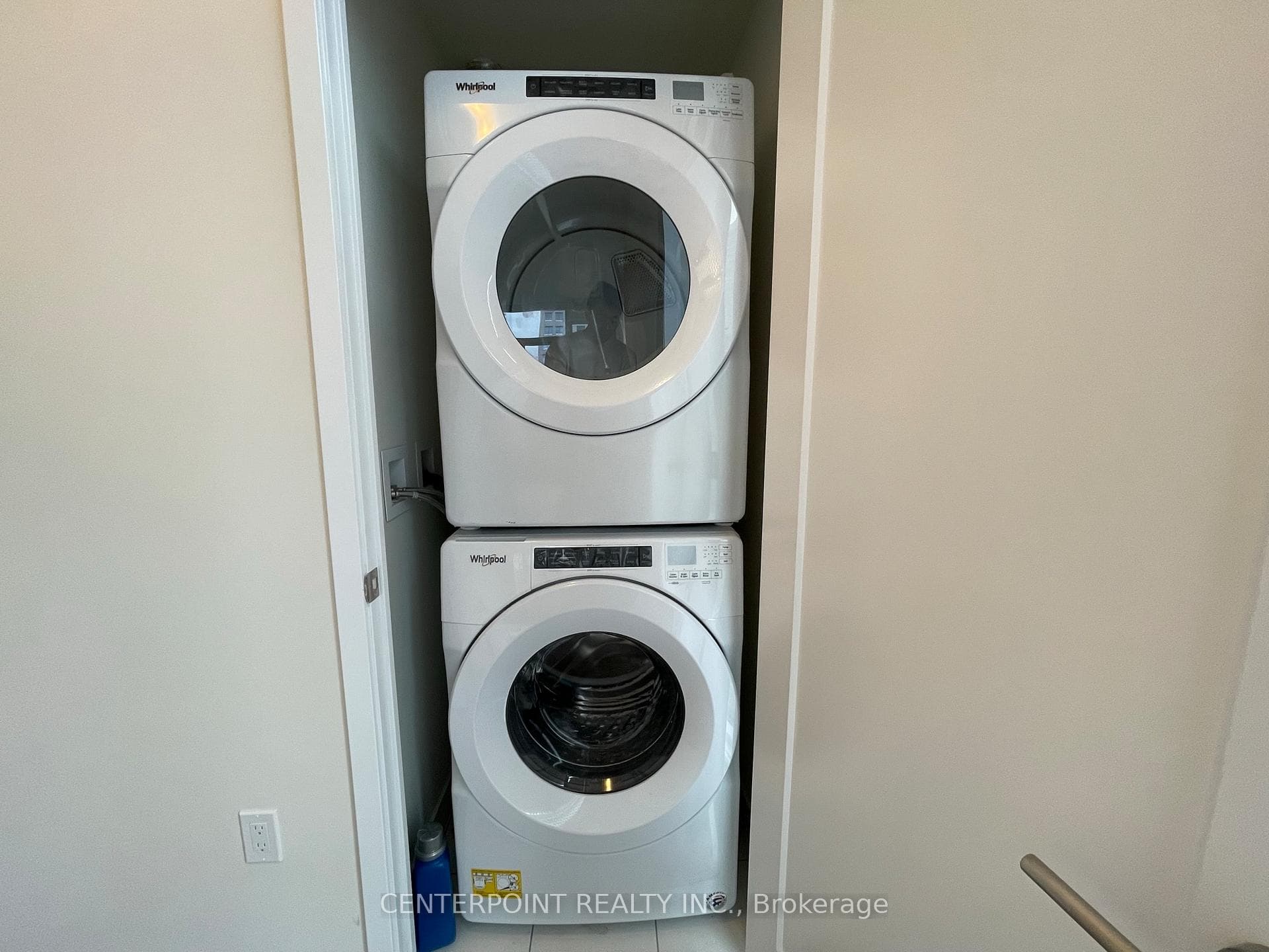 99 John Street Unit 1601 photo 14