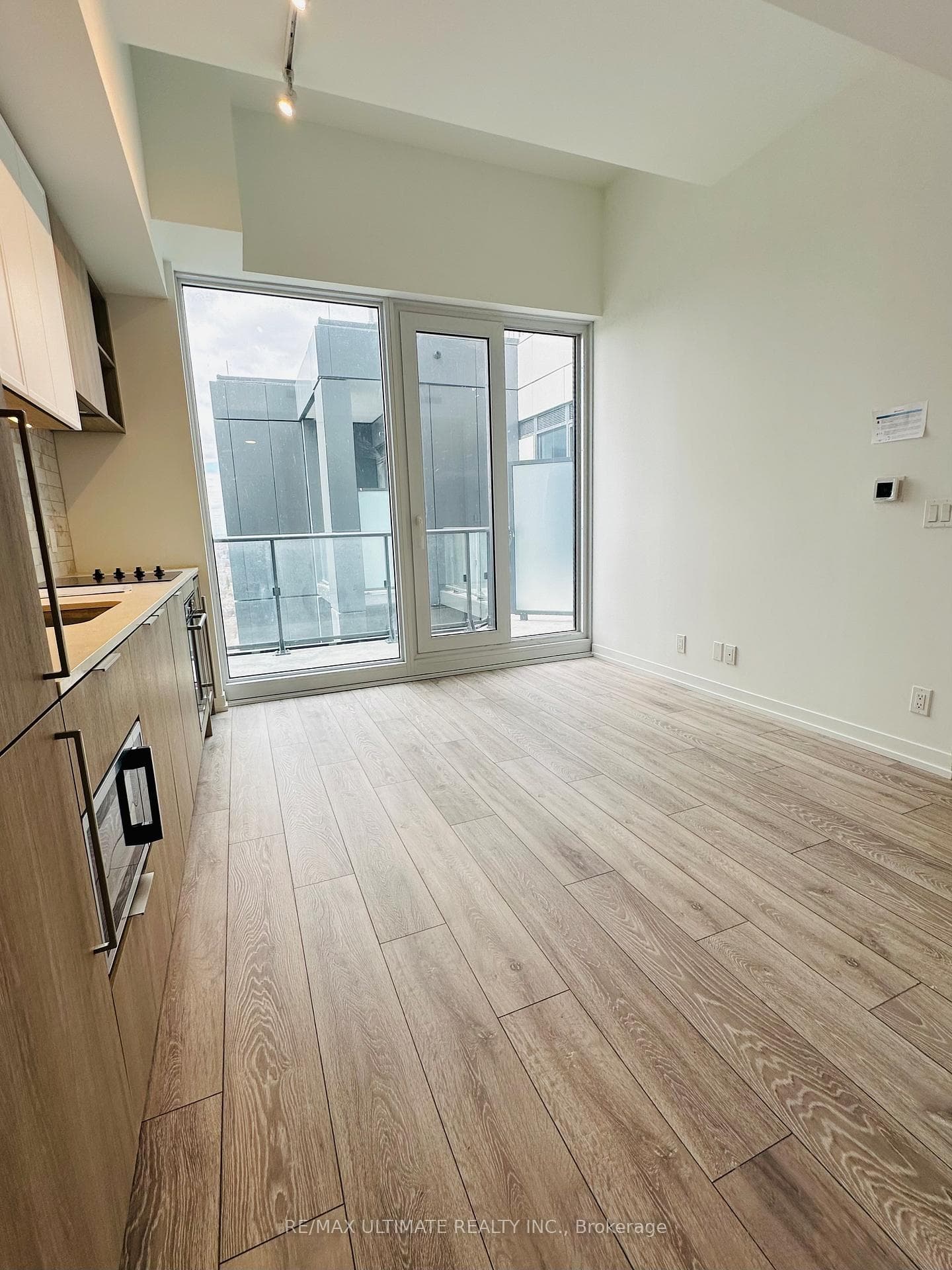 2020 Bathurst Street Unit PH22 photo 7