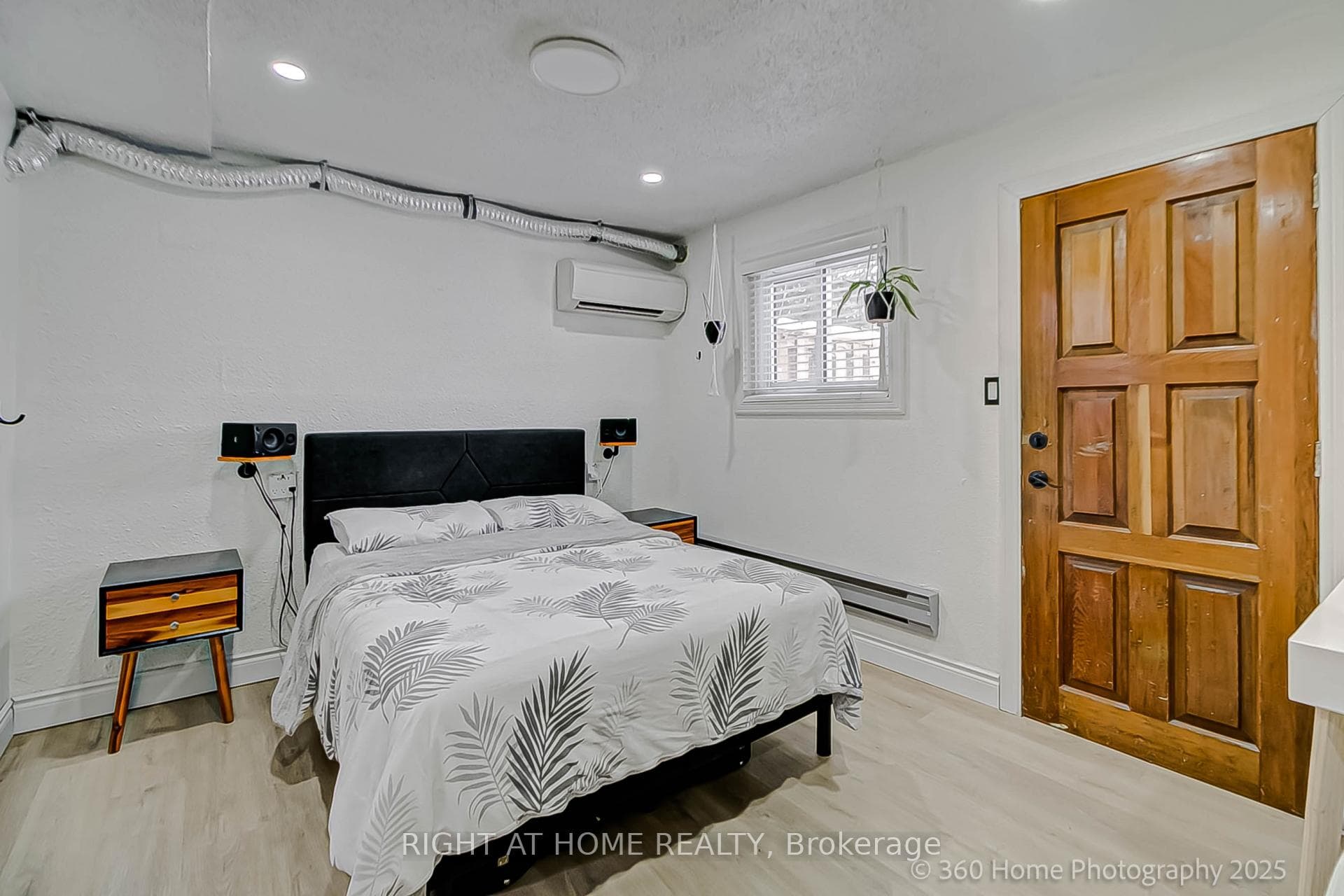 2020 Pharmacy Avenue Unit 8 photo 18