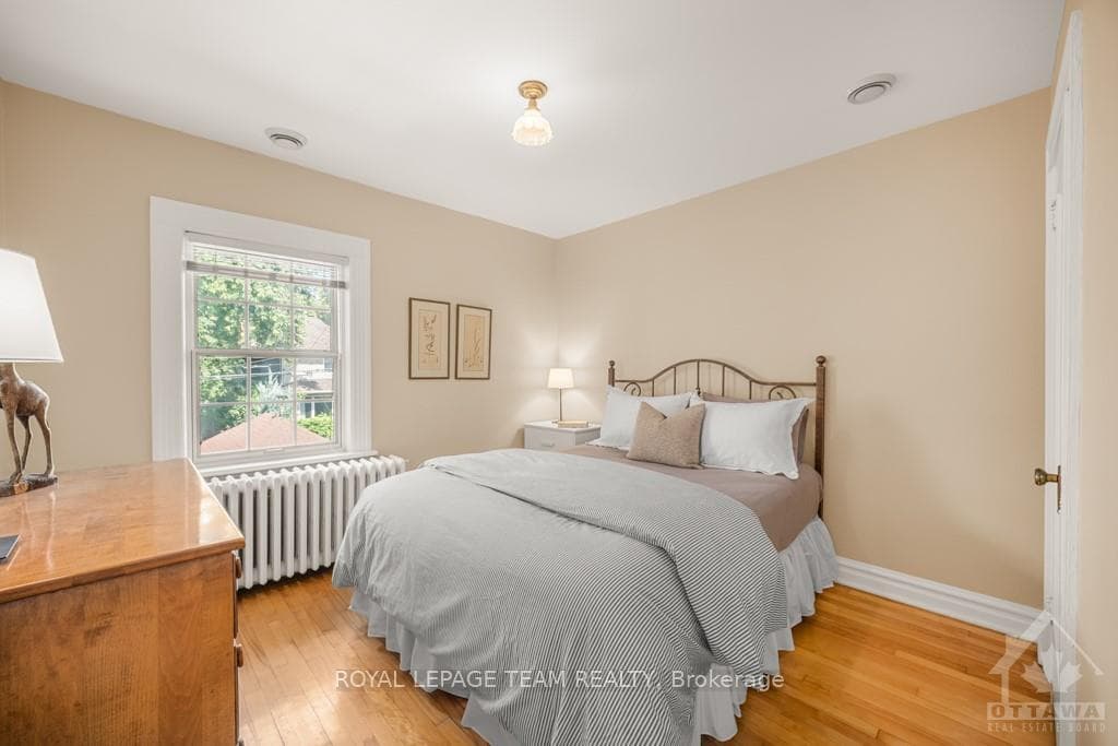 241 FOURTH Avenue photo 21