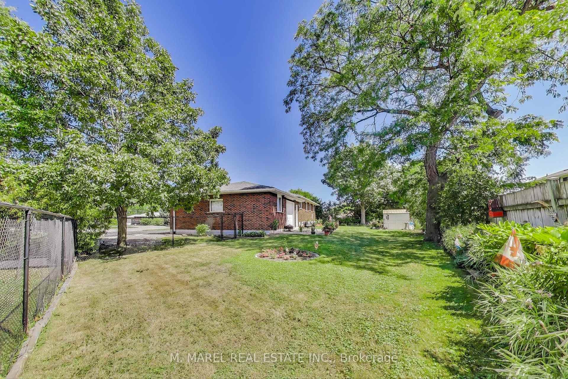 5 Woodsview Place photo 38