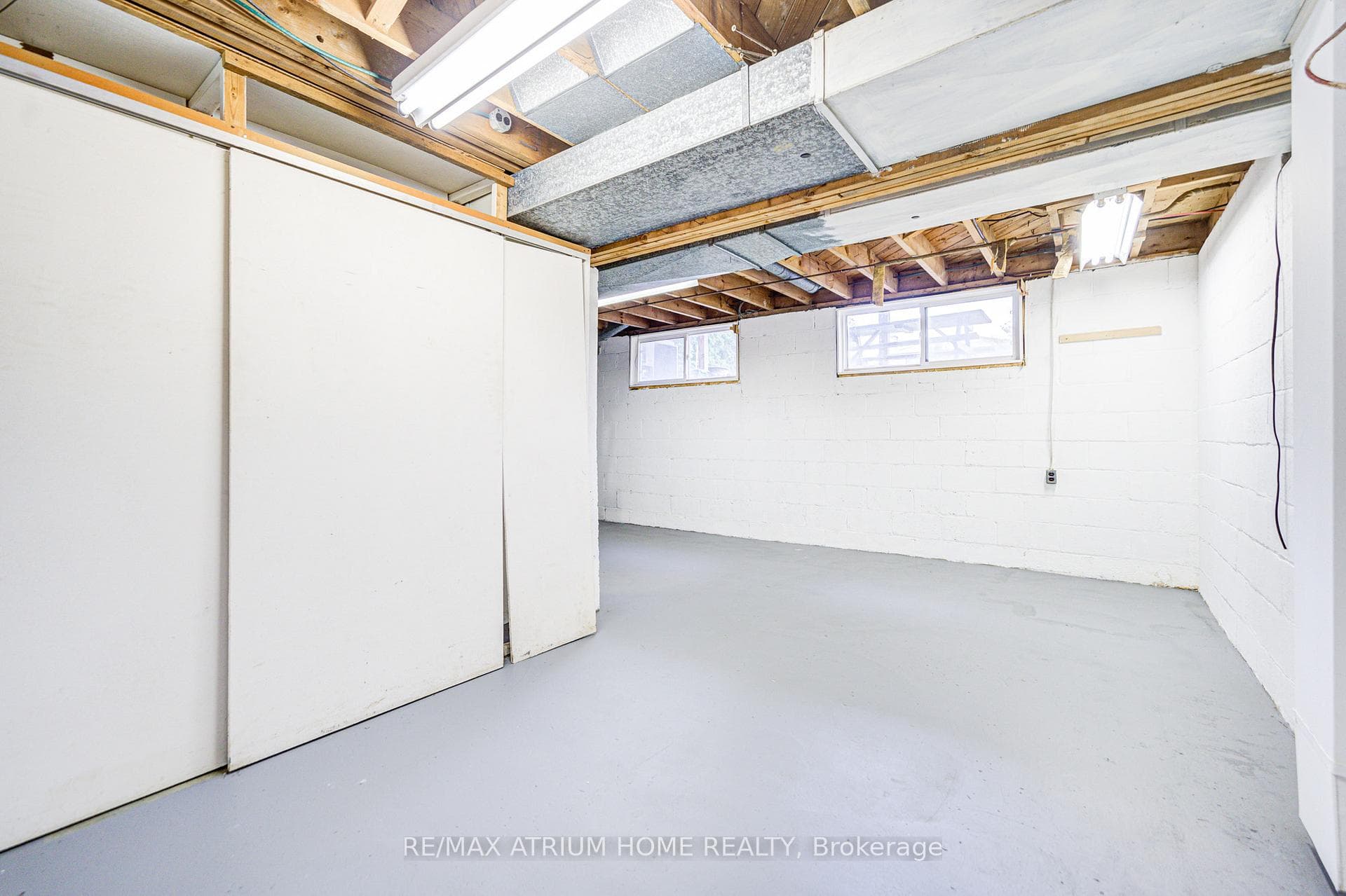 134 Fairglen Avenue photo 42