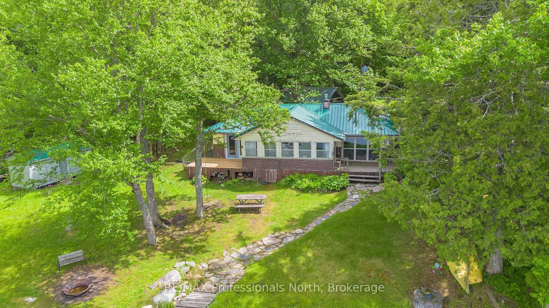 339 Sunnylea Avenue photo 43