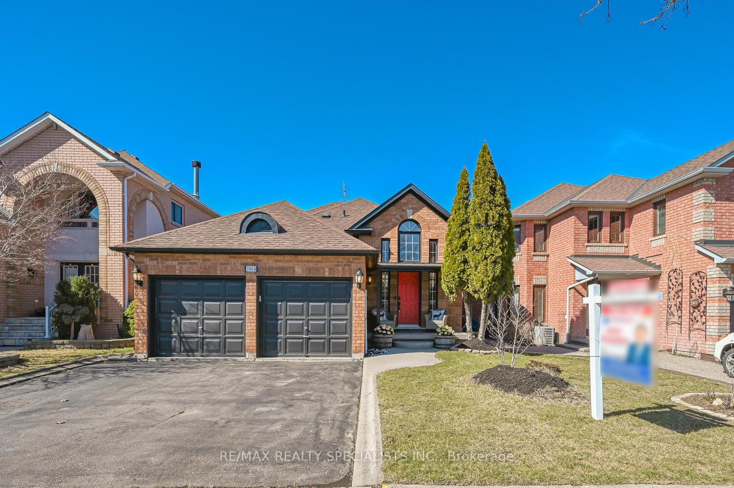 3969 Parkgate Drive photo 2