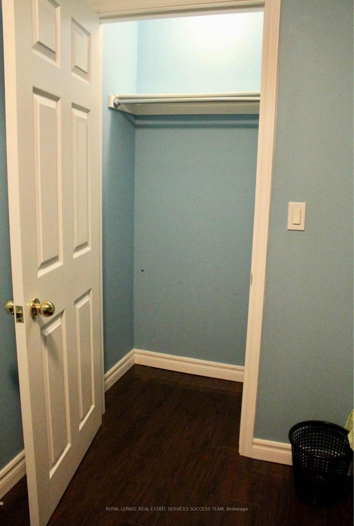 19 Lyndbrook (Basement) Crescent photo 8