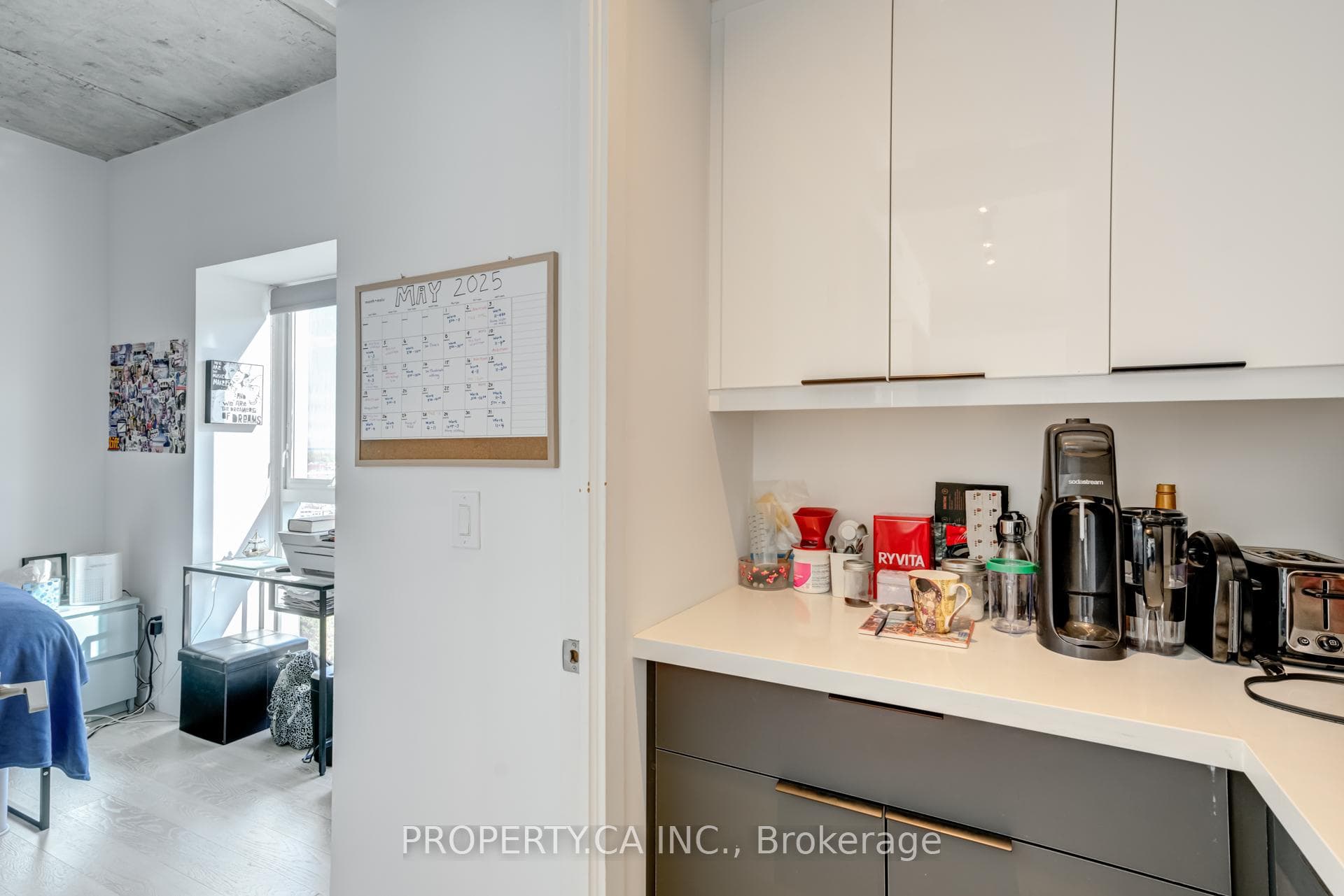 170 Bayview Avenue Unit 1302 photo 18