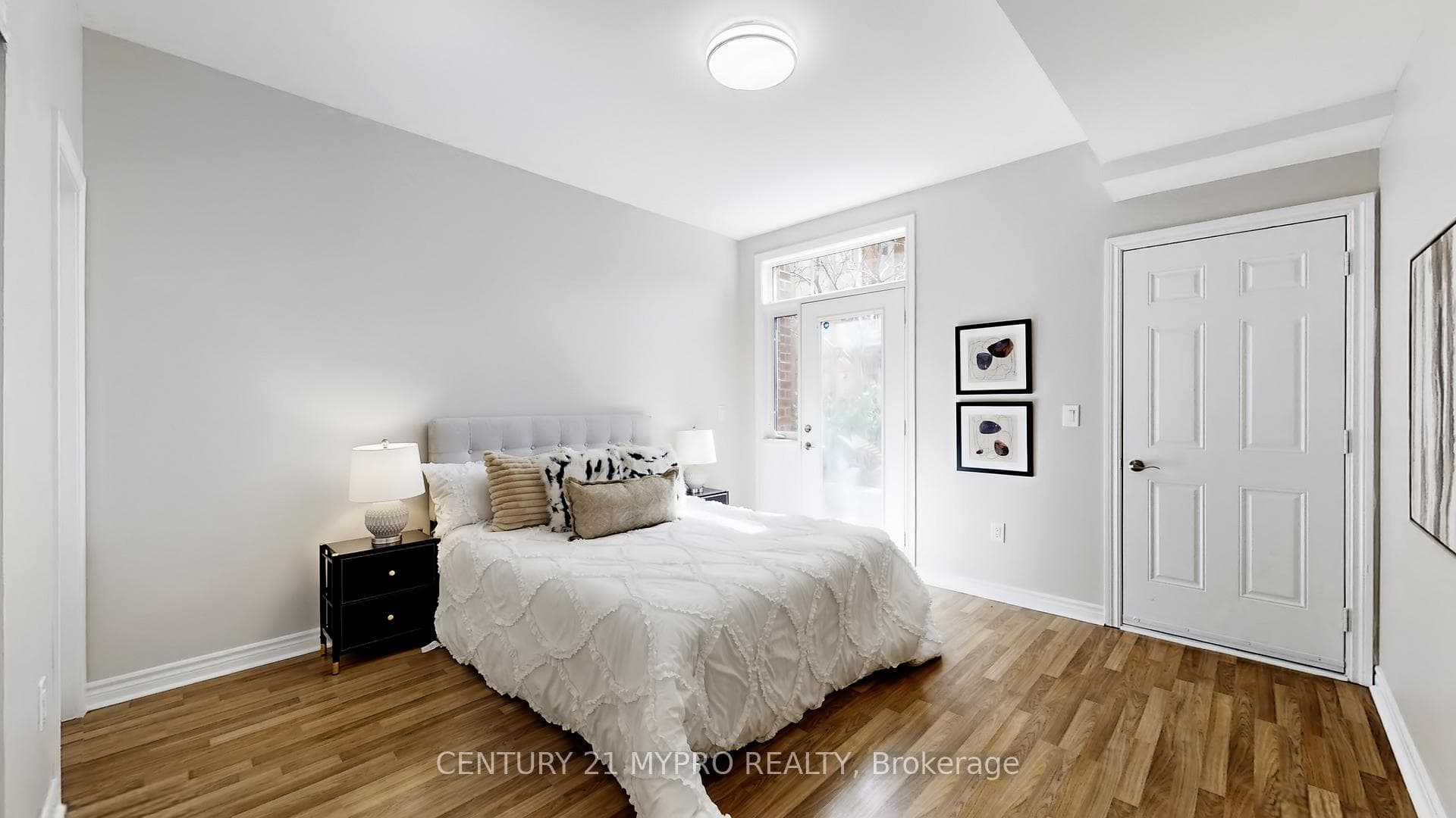 38 Gibson Avenue Unit 11 photo 11