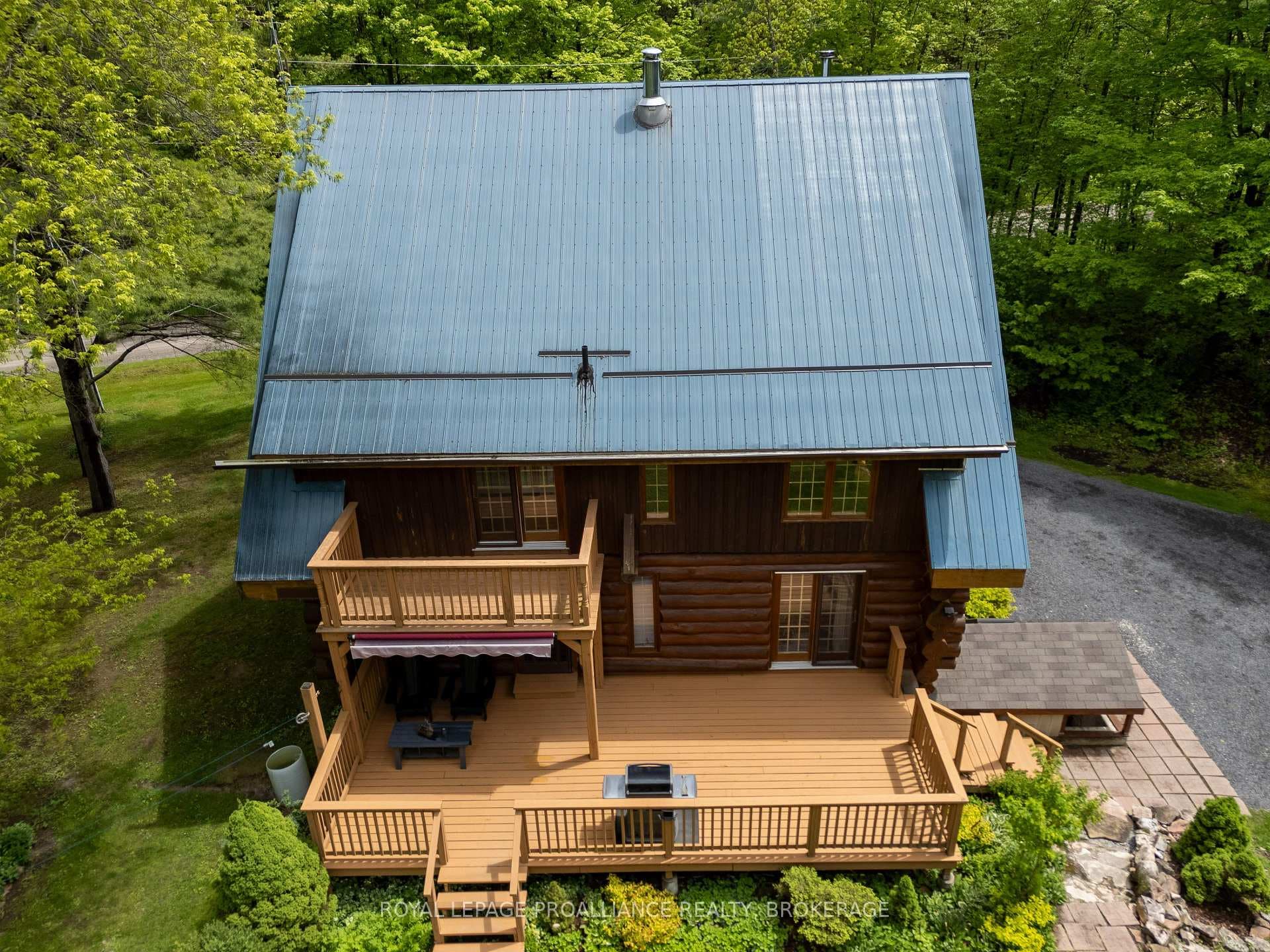 156 Darlingside Drive photo 31