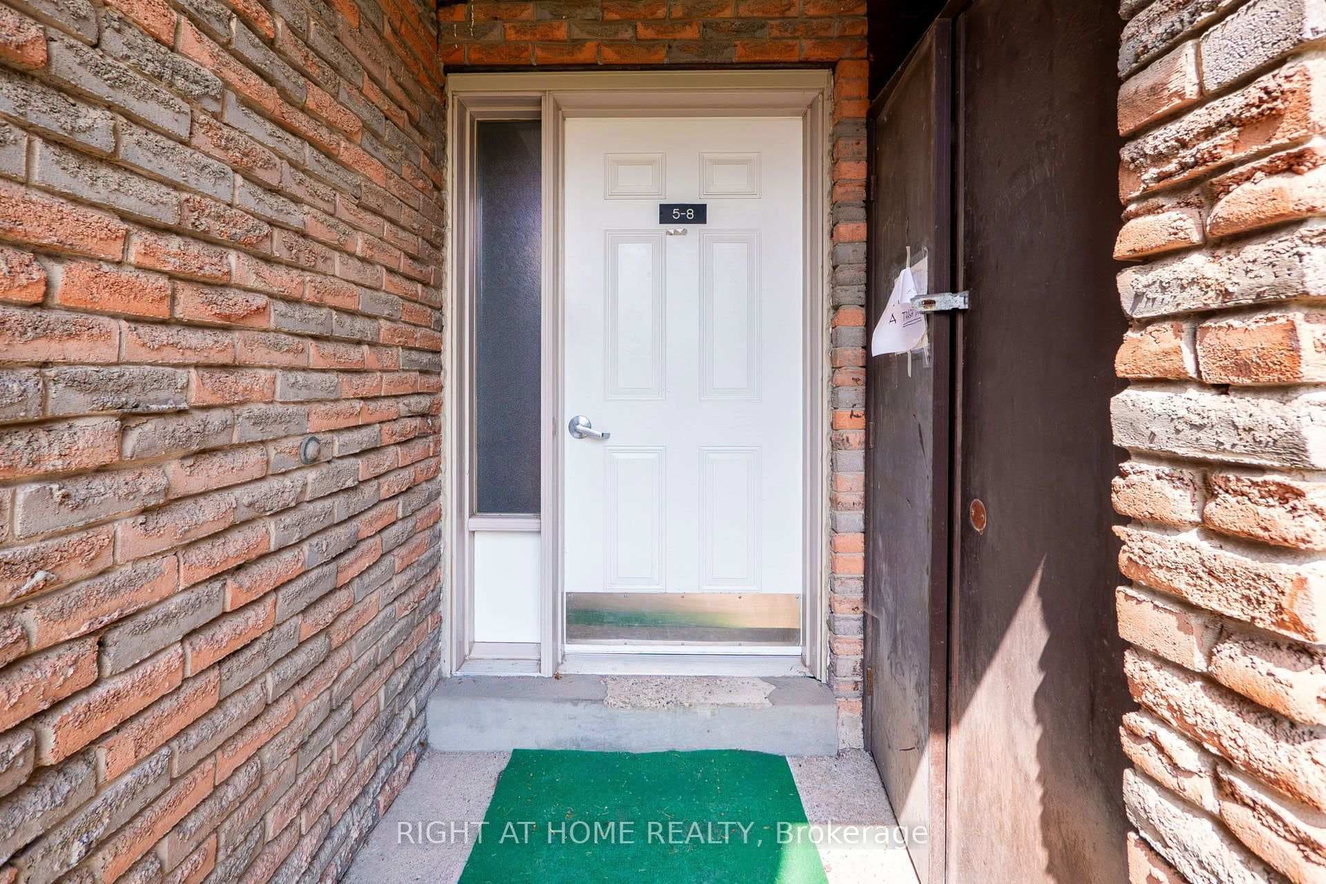 2605 Woodchester Drive Unit 5 photo 4