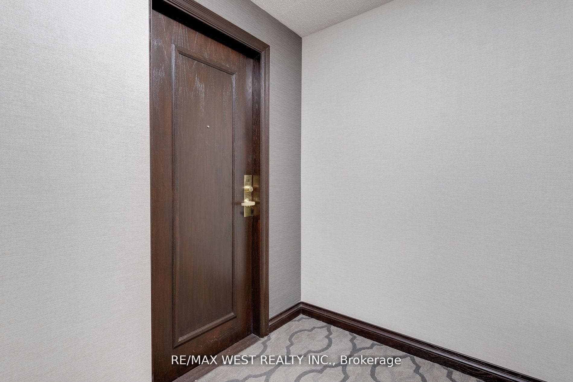 28 Empress Avenue Unit 1011 photo 10