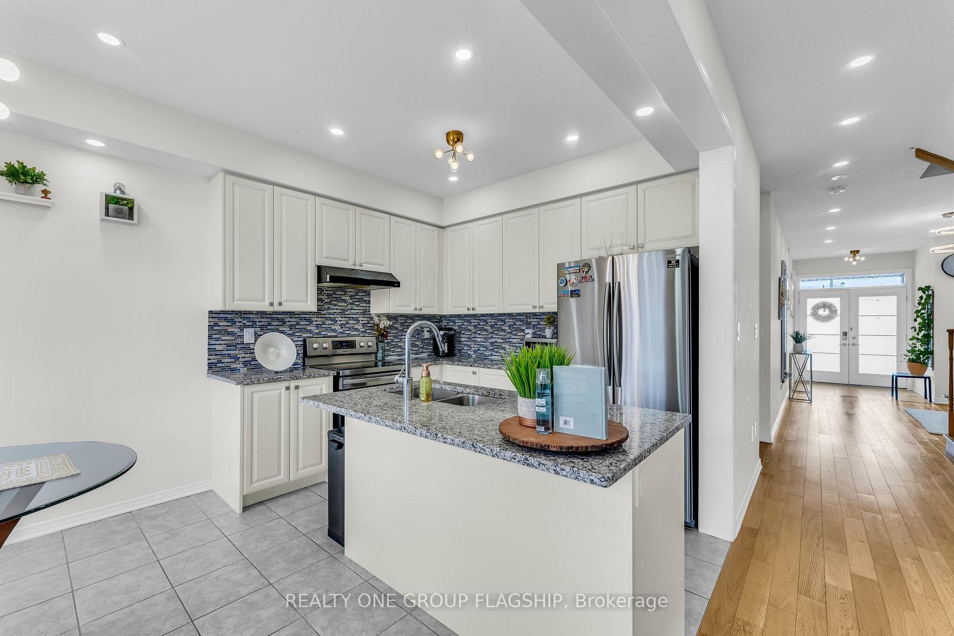 312 Bedrock Drive photo 15