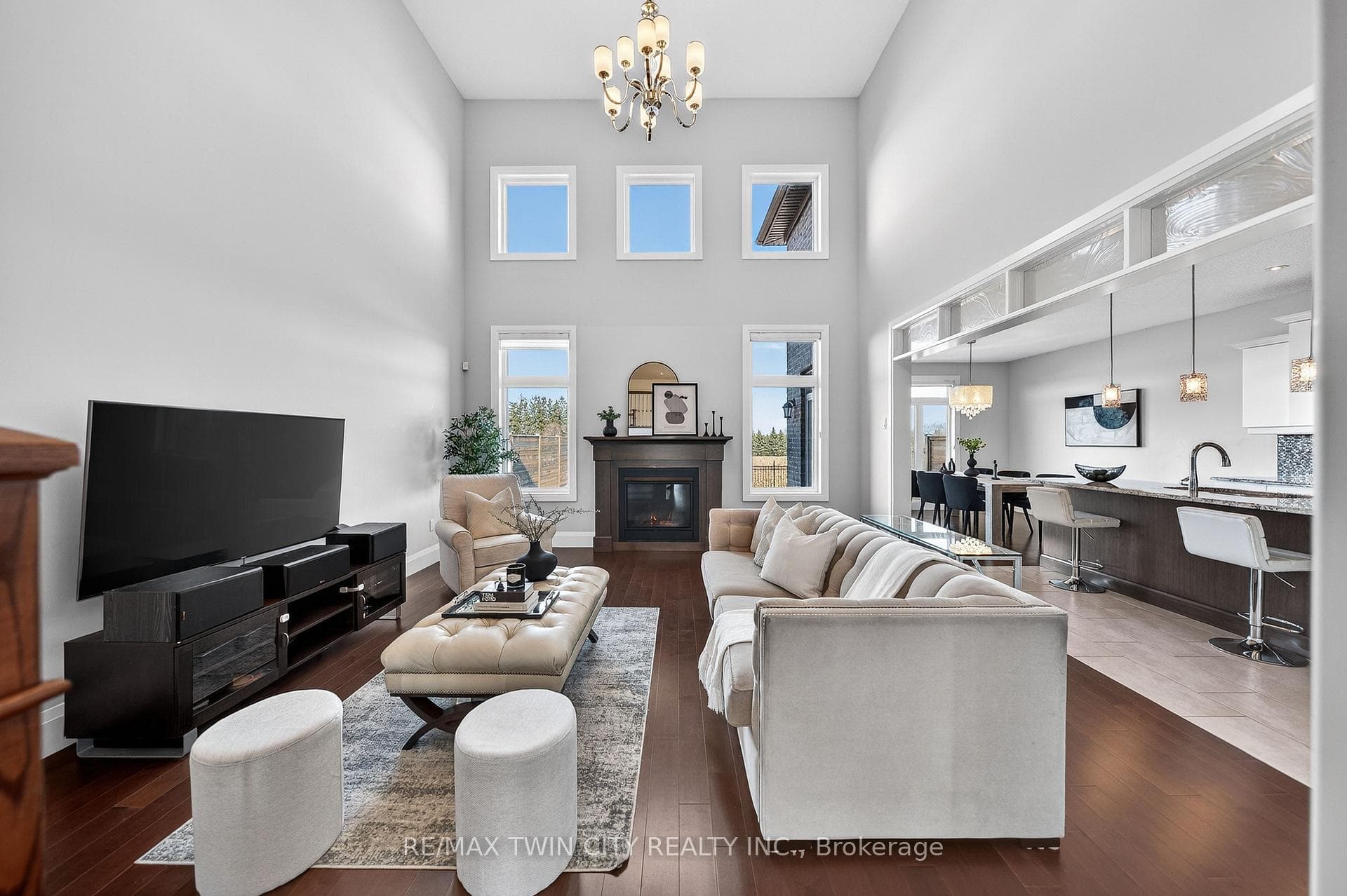 557 Millstream Drive photo 8