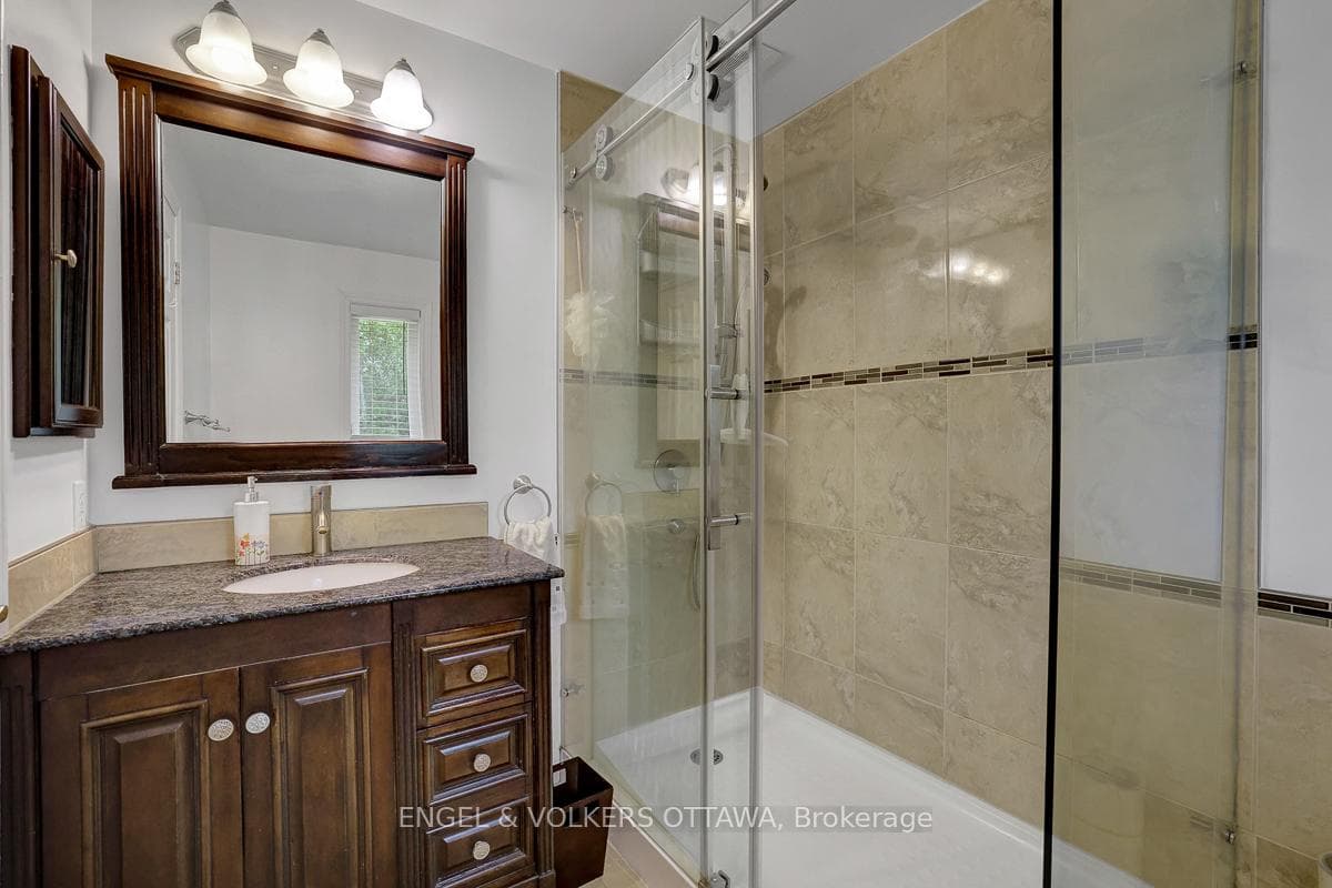 132 Grey Stone Drive photo 22
