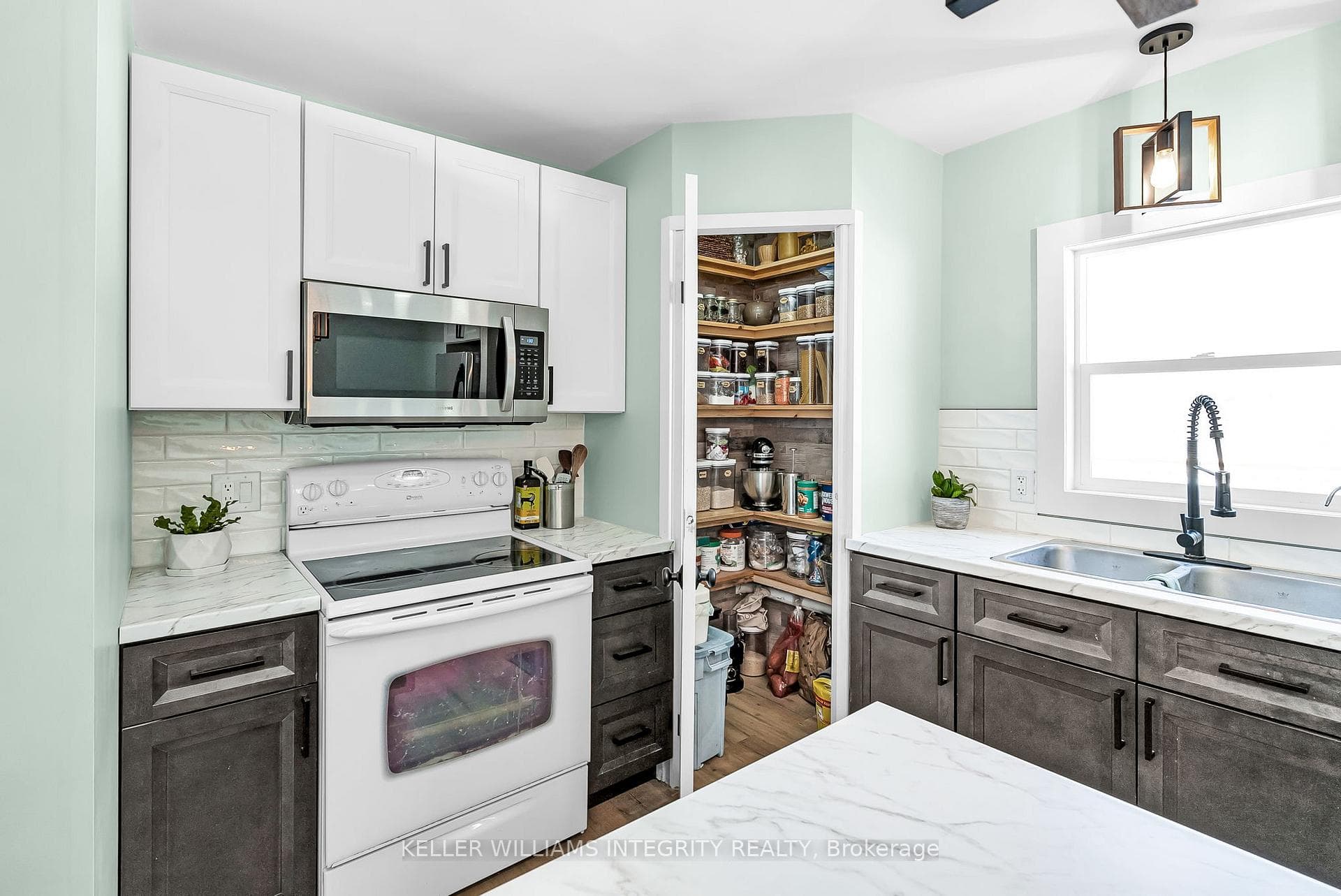 17031 Chevrier Street photo 14