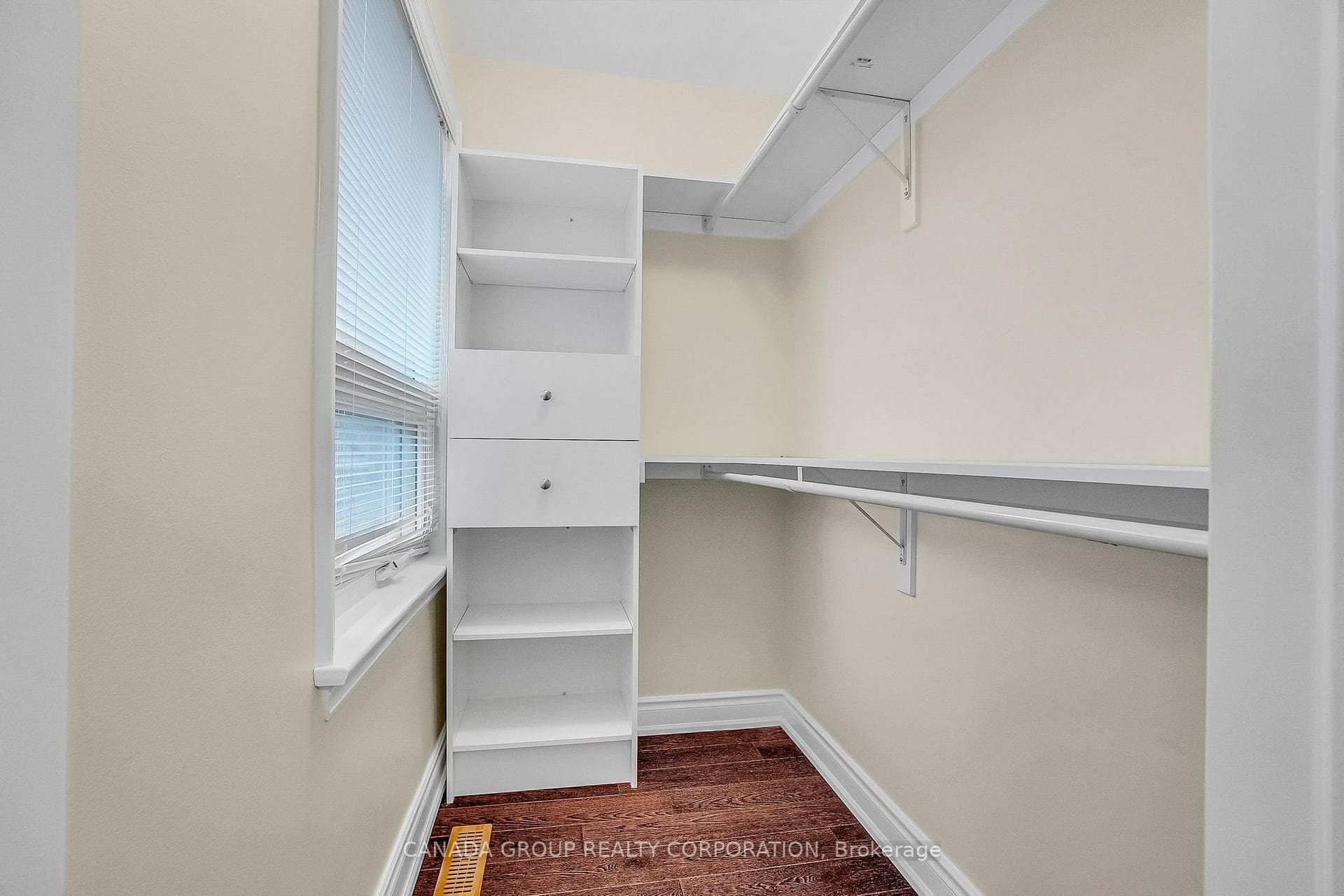 339 Boisdale Avenue photo 21