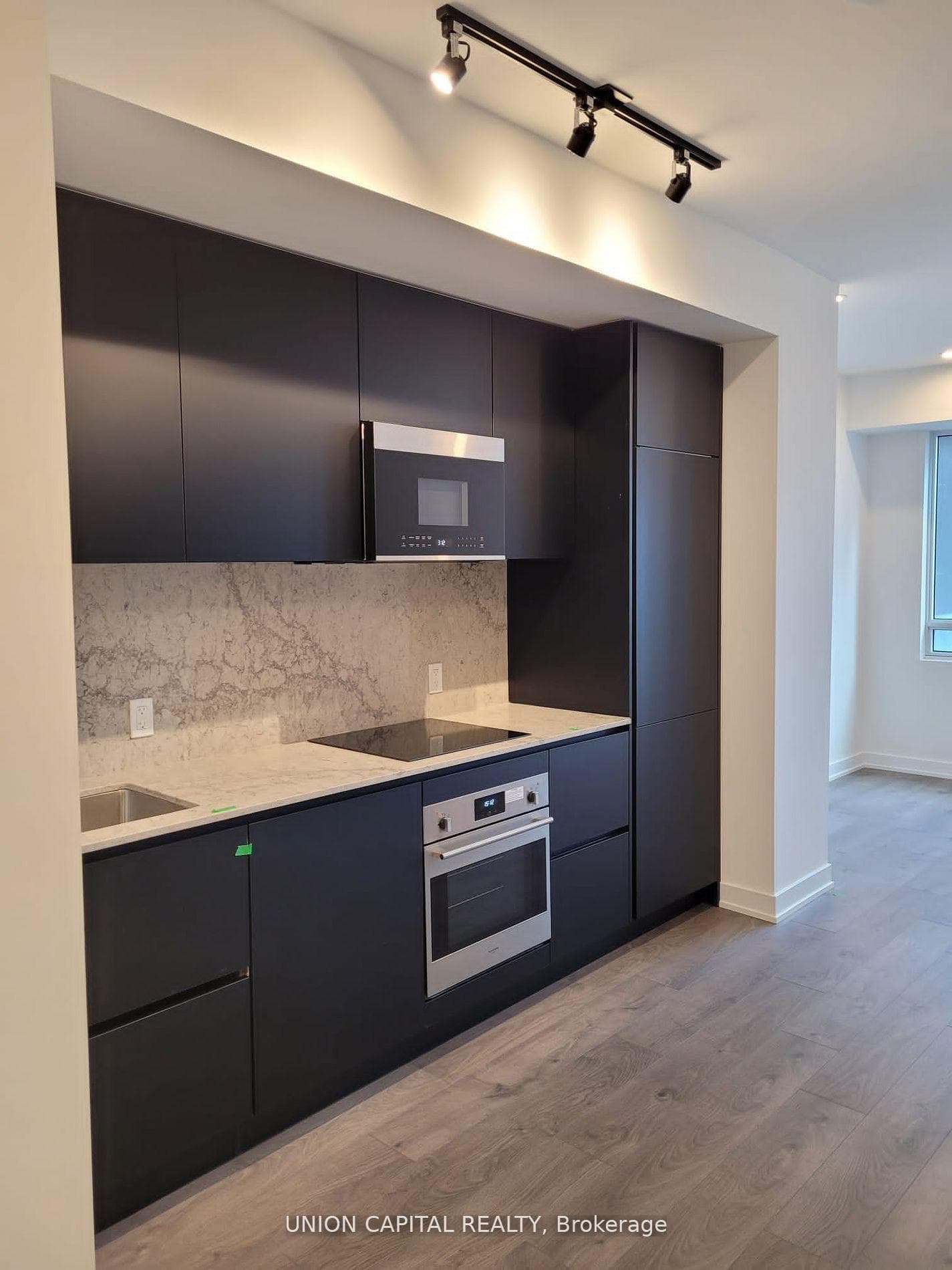 108 Peter Street Unit 1511 photo 4