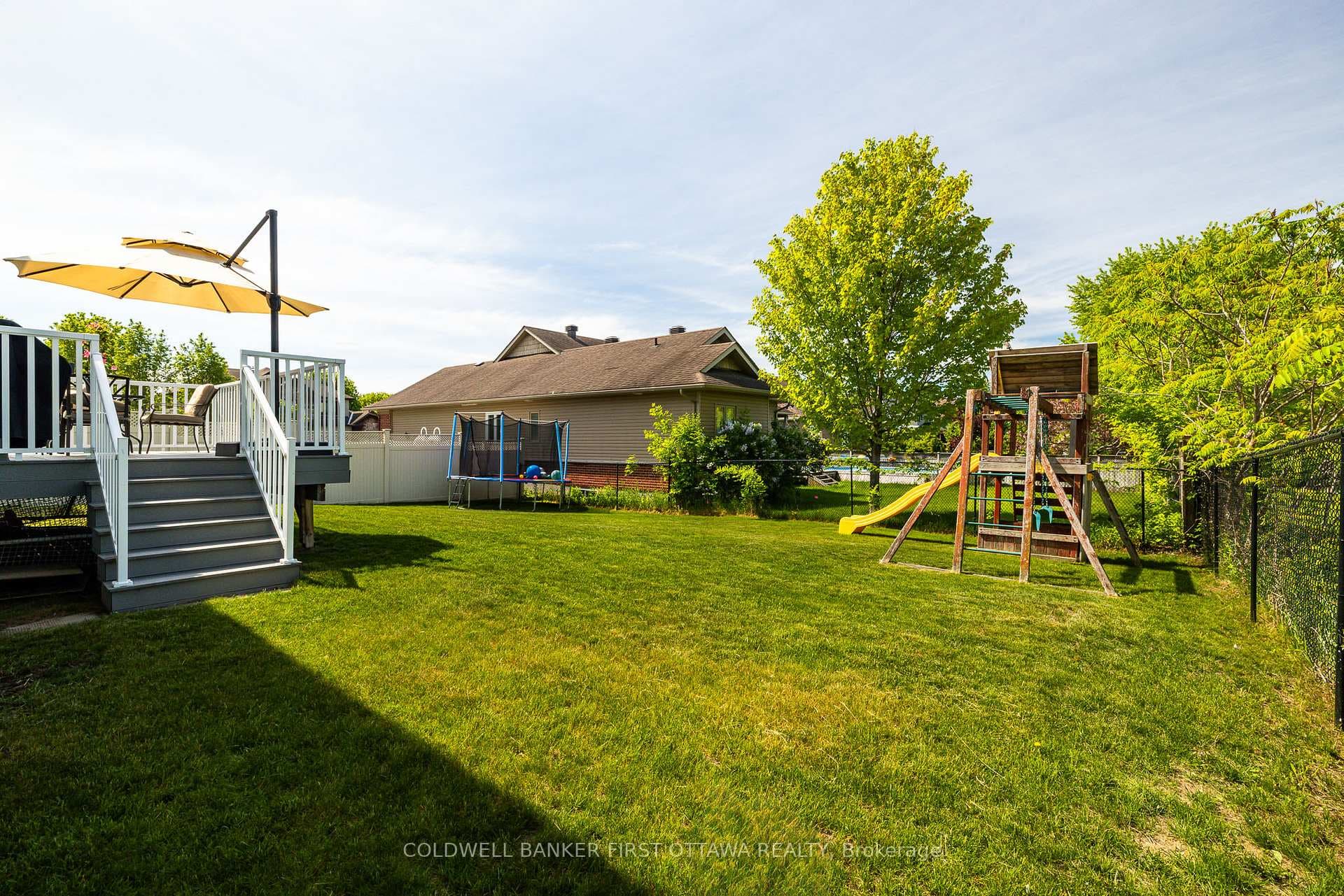 187 GLENNCASTLE Drive photo 46