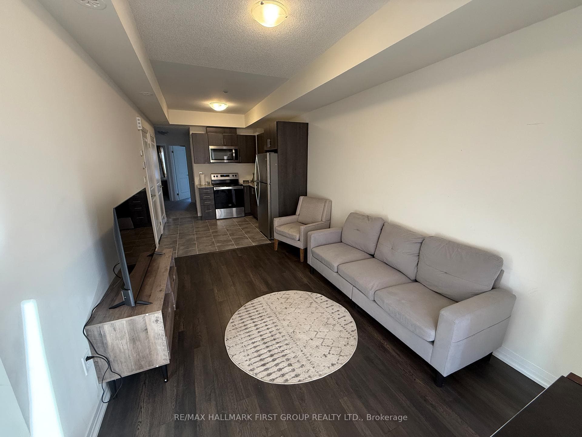 235 Mclevin Avenue Unit 12 photo 1