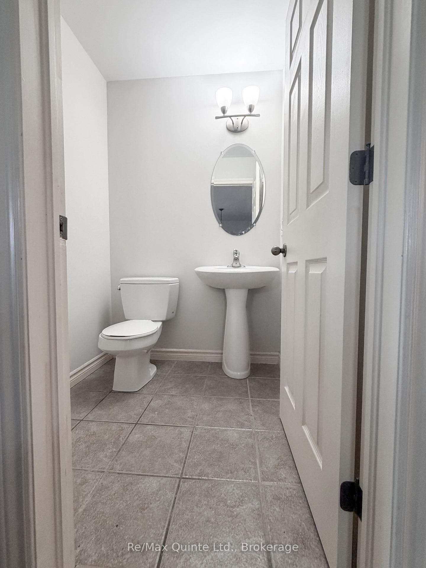 Powder room