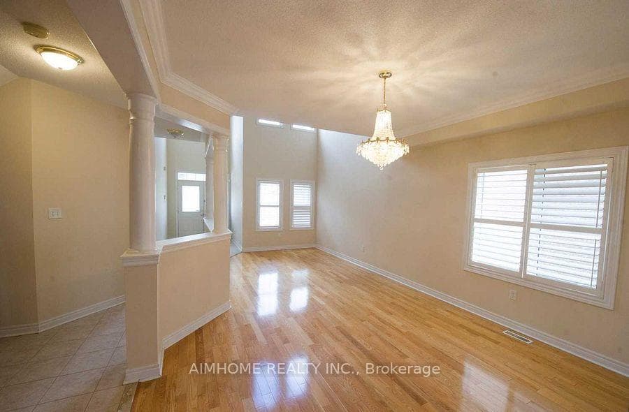 31 Marble Bridge Drive photo 2