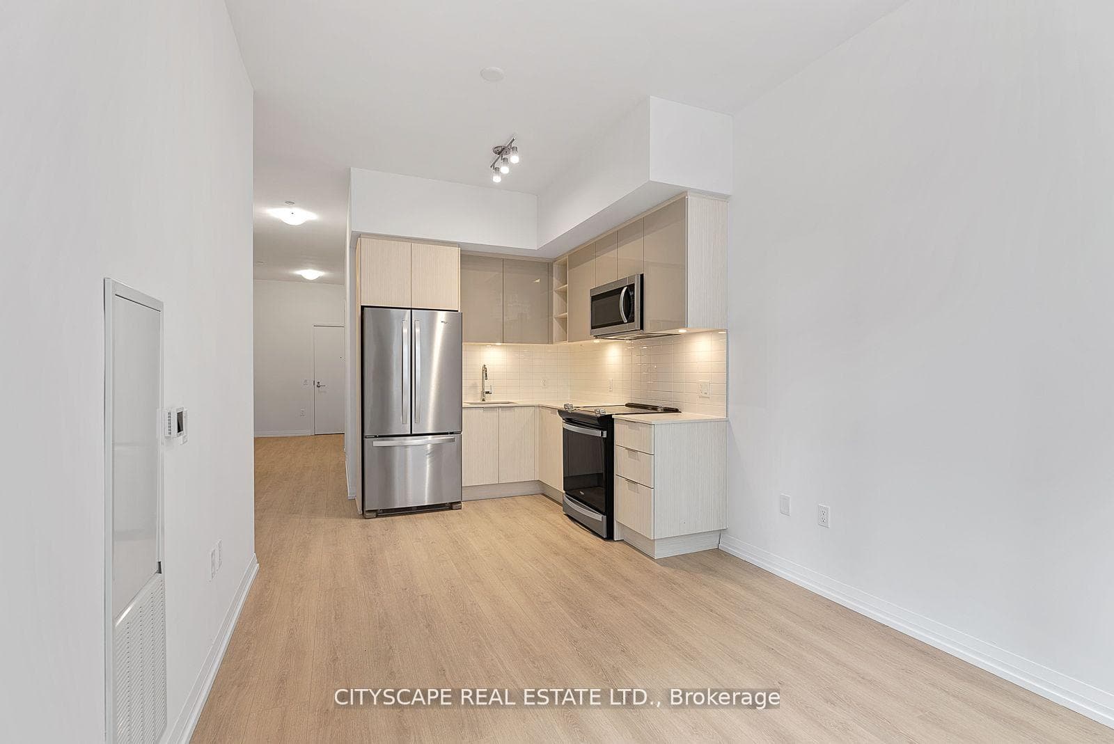 50 Dunfield Avenue Unit 314 photo 13