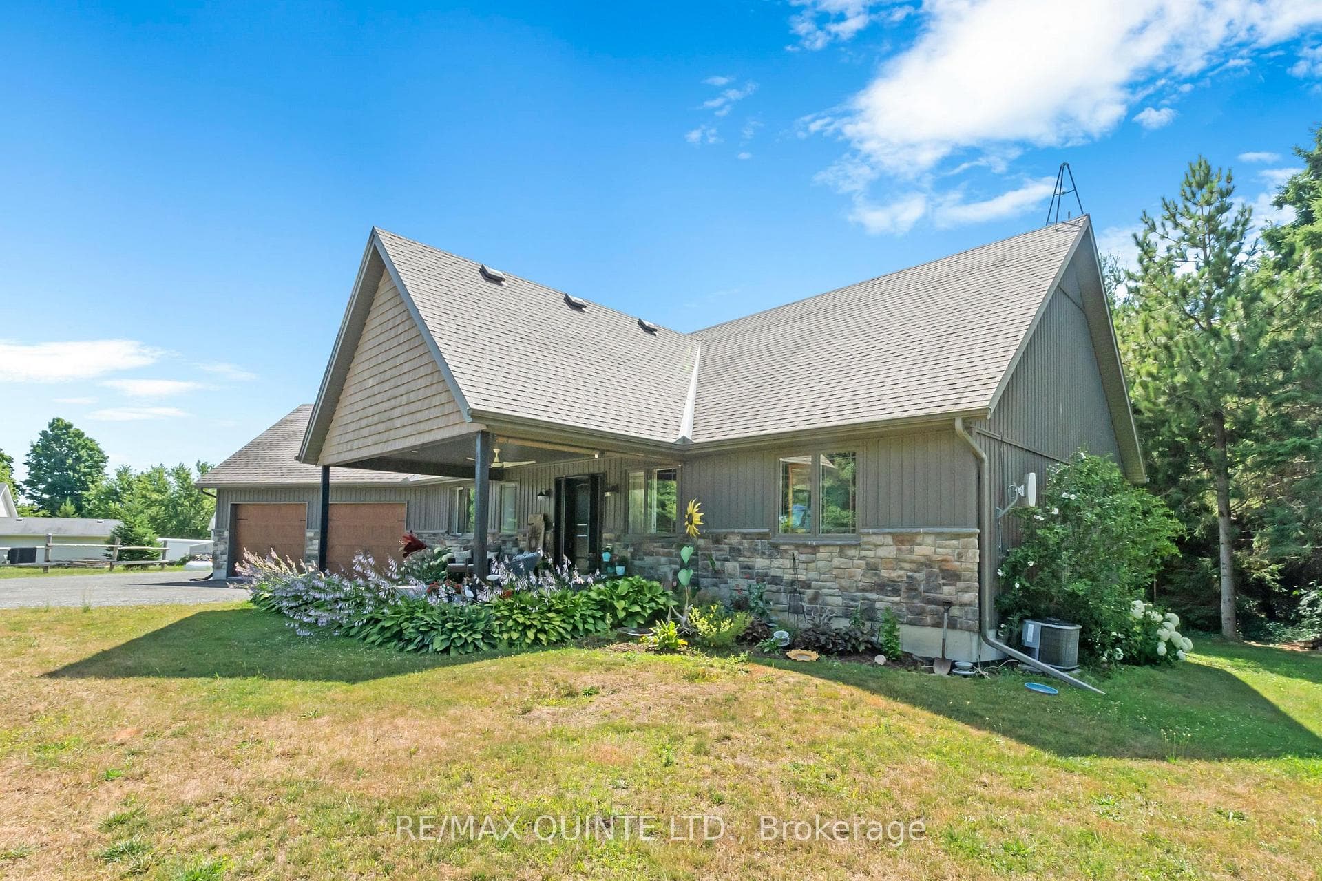 Bungalow on 12 acres just minutes to Brighton