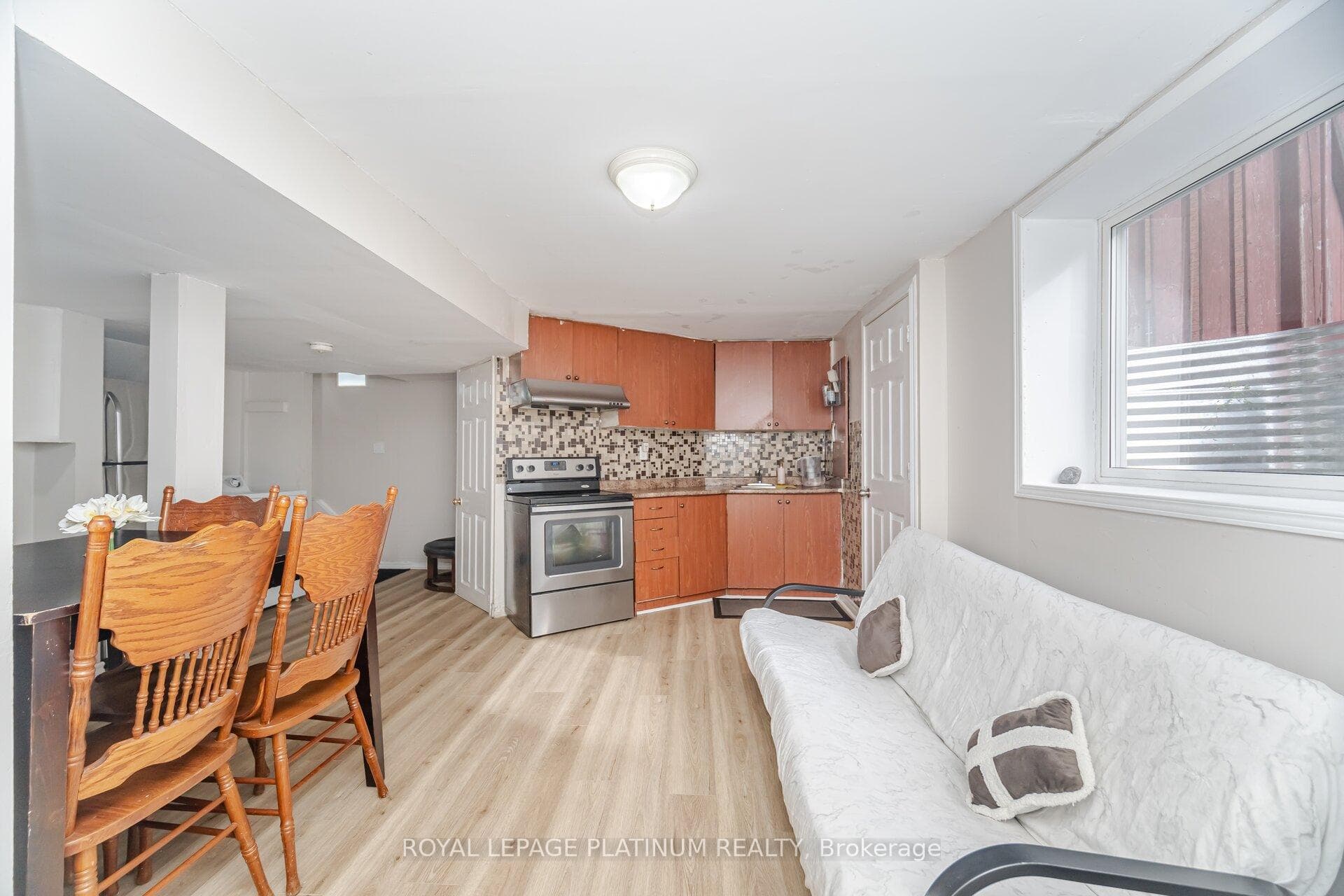 63 Culture Crescent photo 40