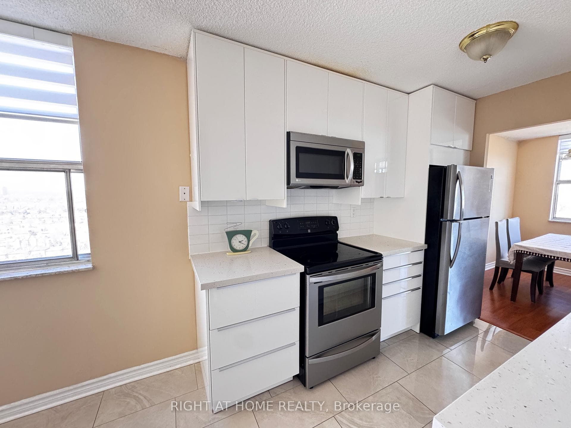 205 Hilda Avenue Unit 2104 photo 7