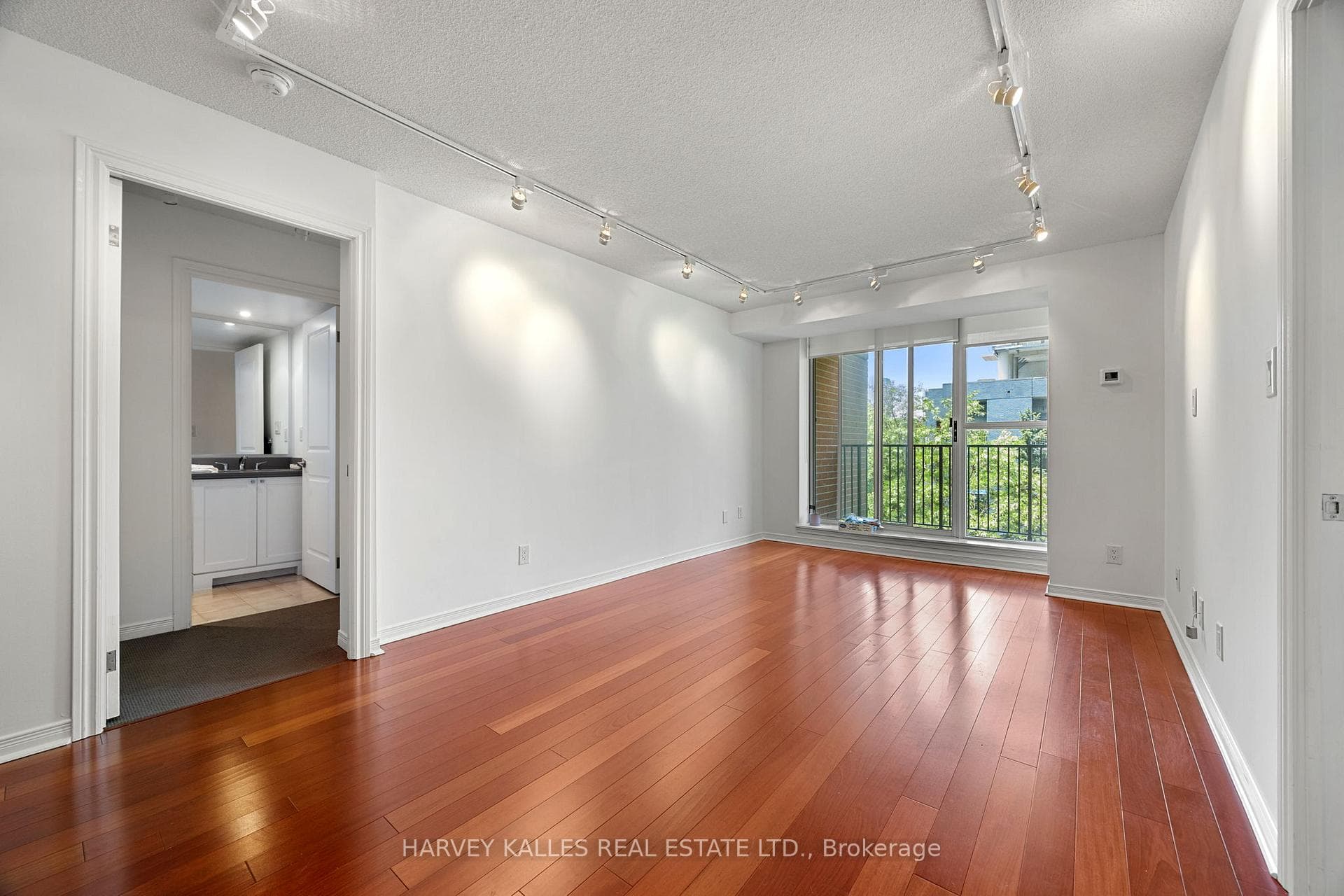 260 Merton Street Unit 601 photo 12